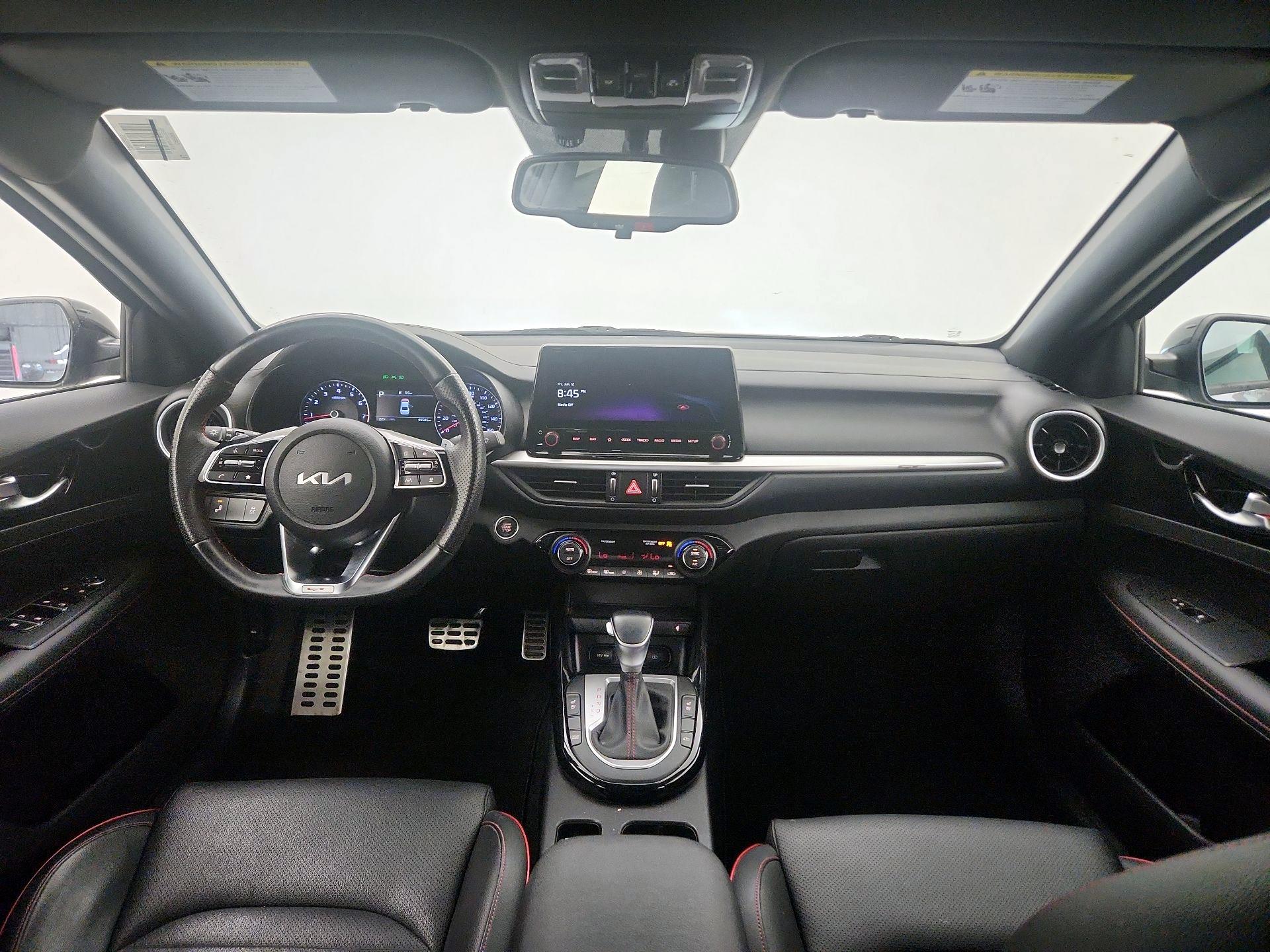 Thumbnail: 2023 Kia Forte - 9
