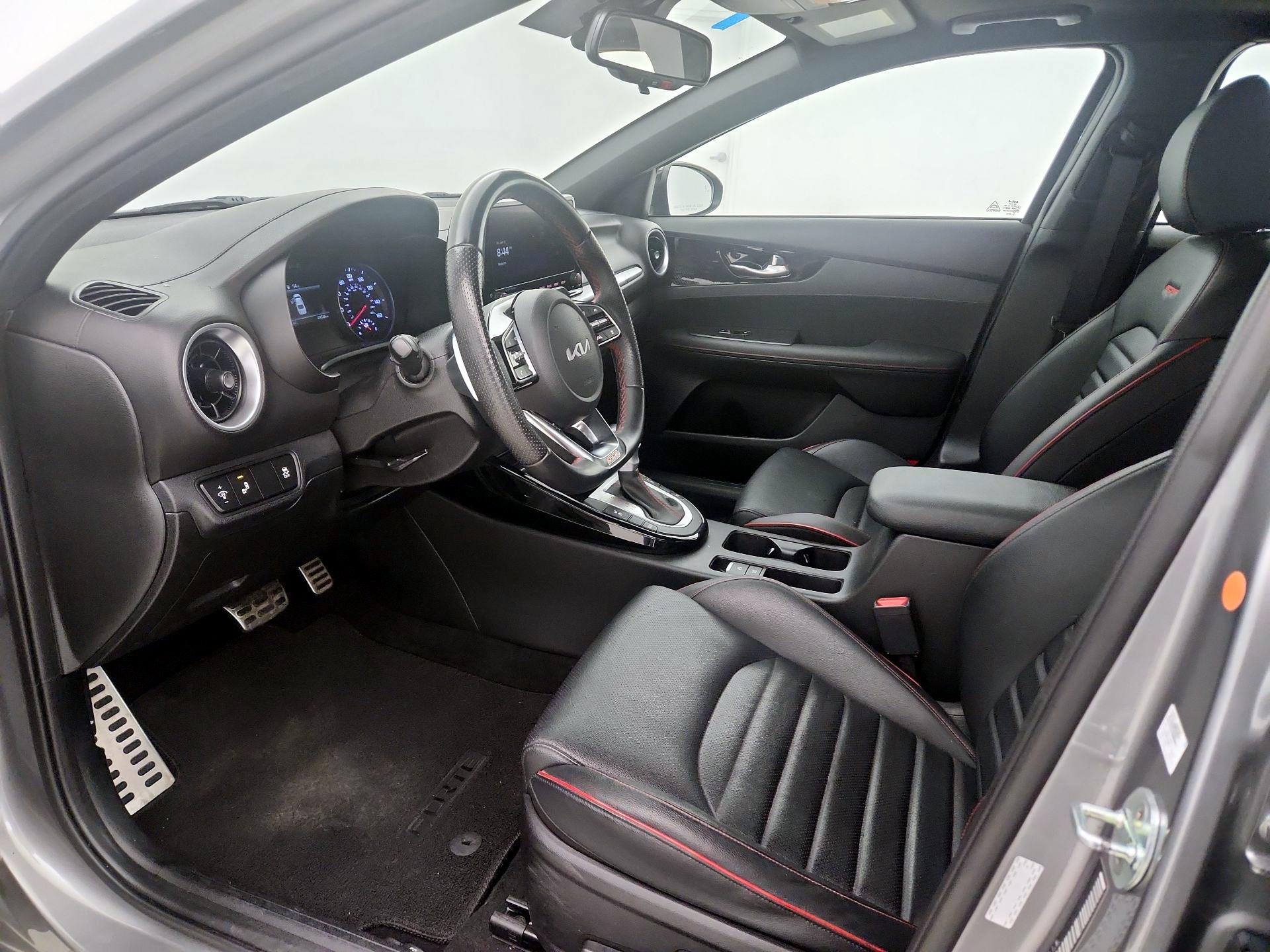 Thumbnail: 2023 Kia Forte - 11
