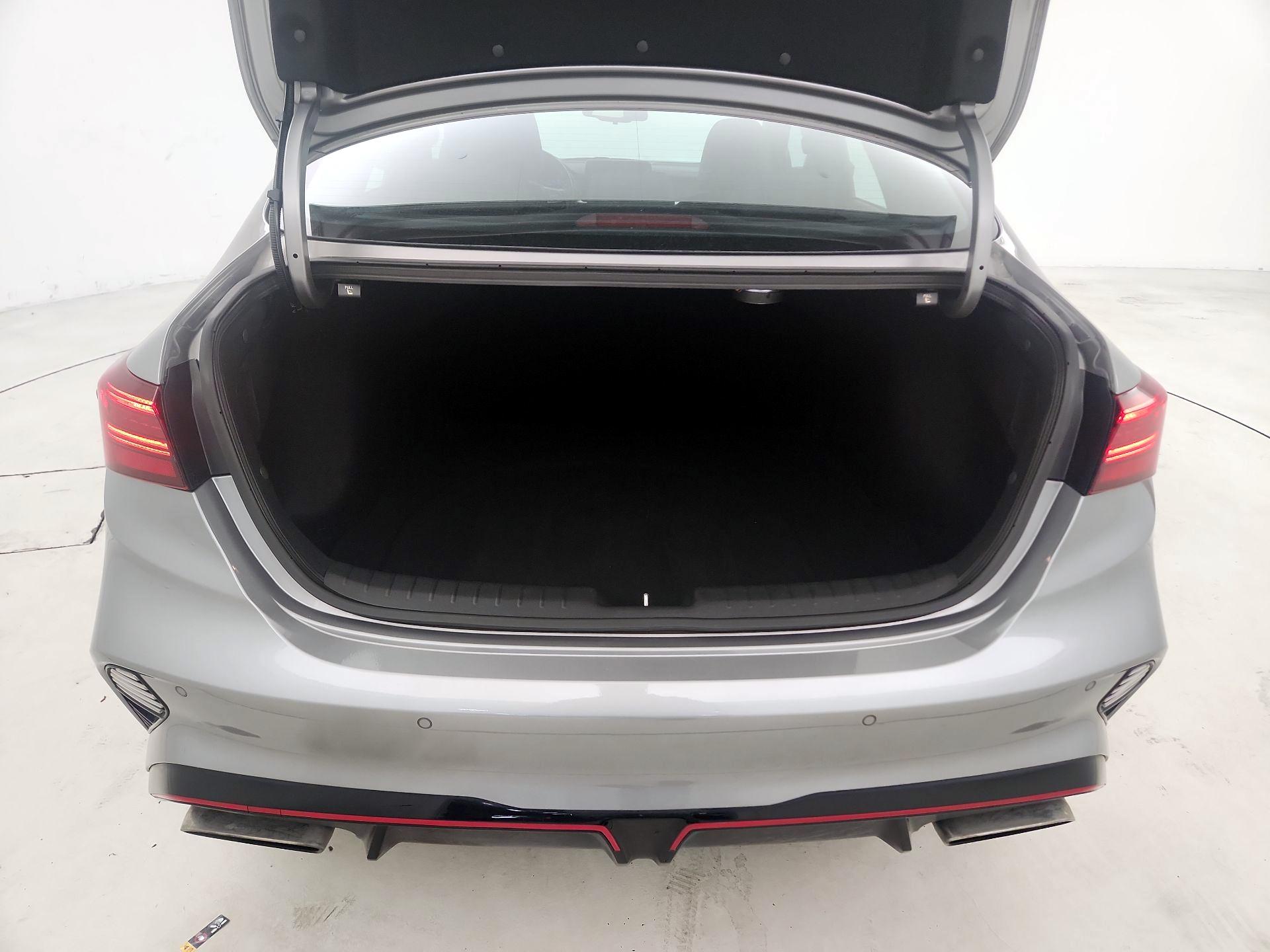Thumbnail: 2023 Kia Forte - 16