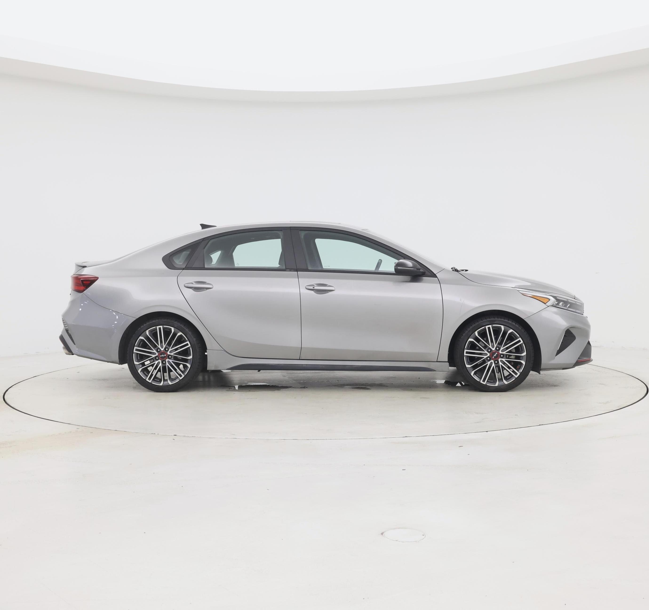 Thumbnail: 2023 Kia Forte - 7