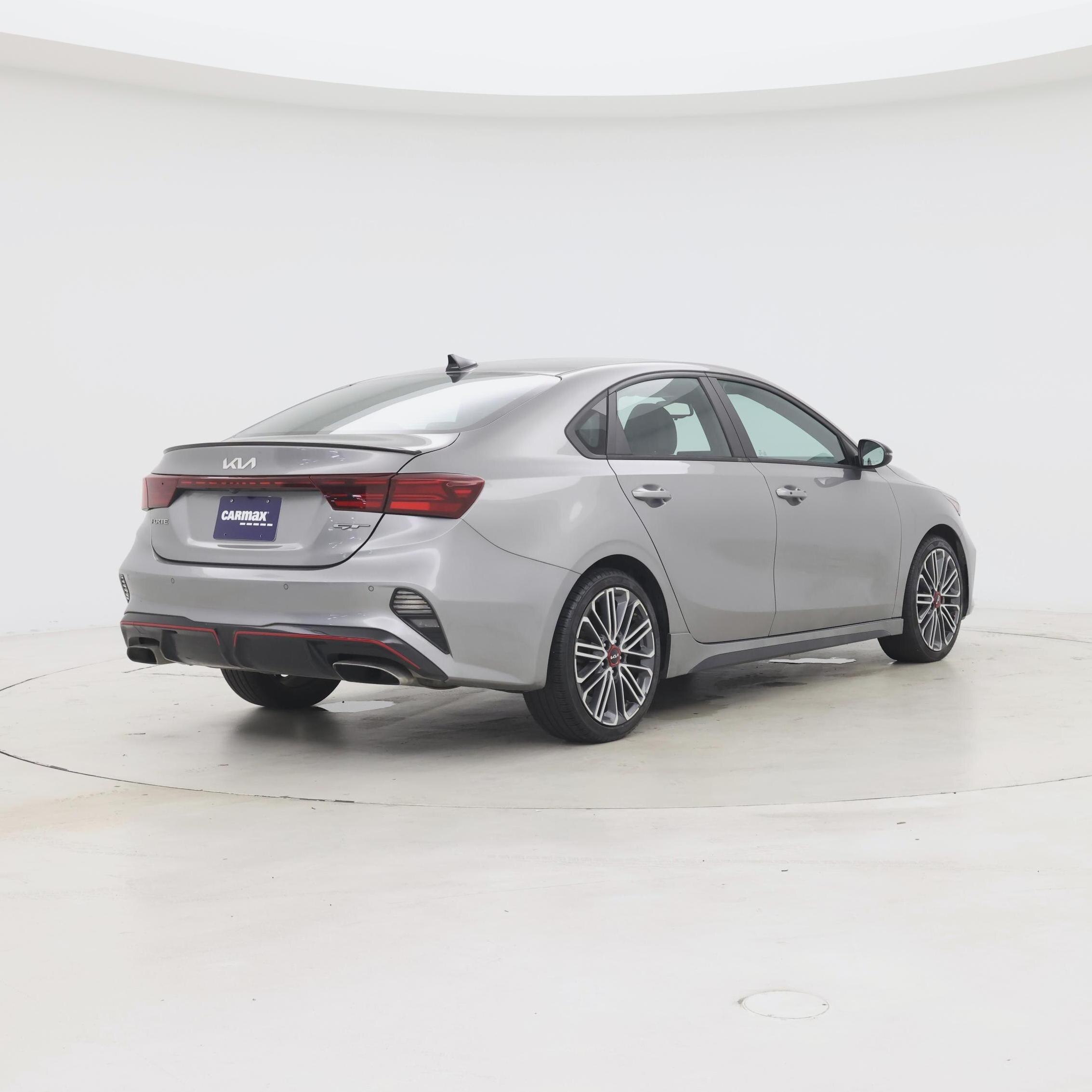 Thumbnail: 2023 Kia Forte - 8