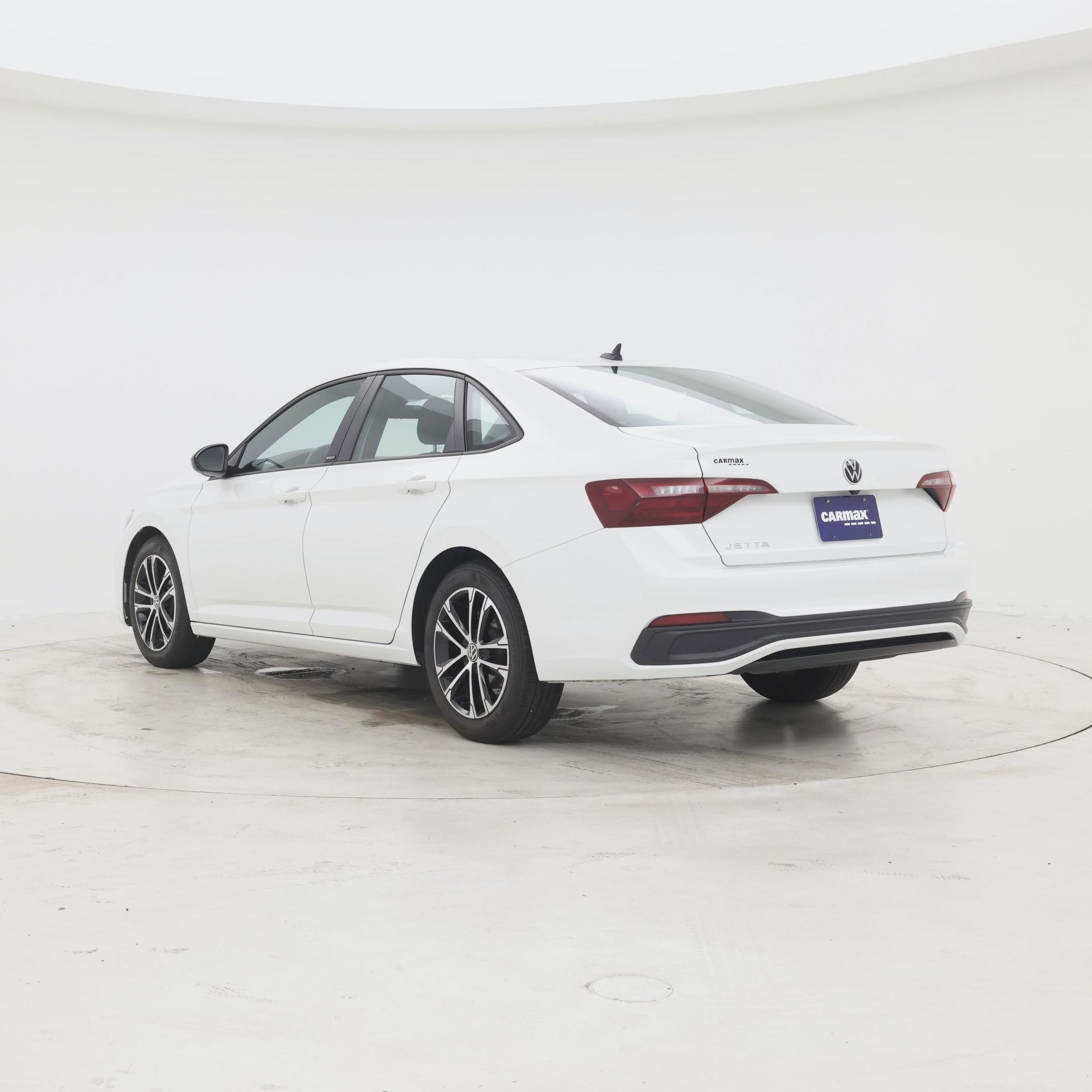 Thumbnail: 2024 Volkswagen Jetta - 2