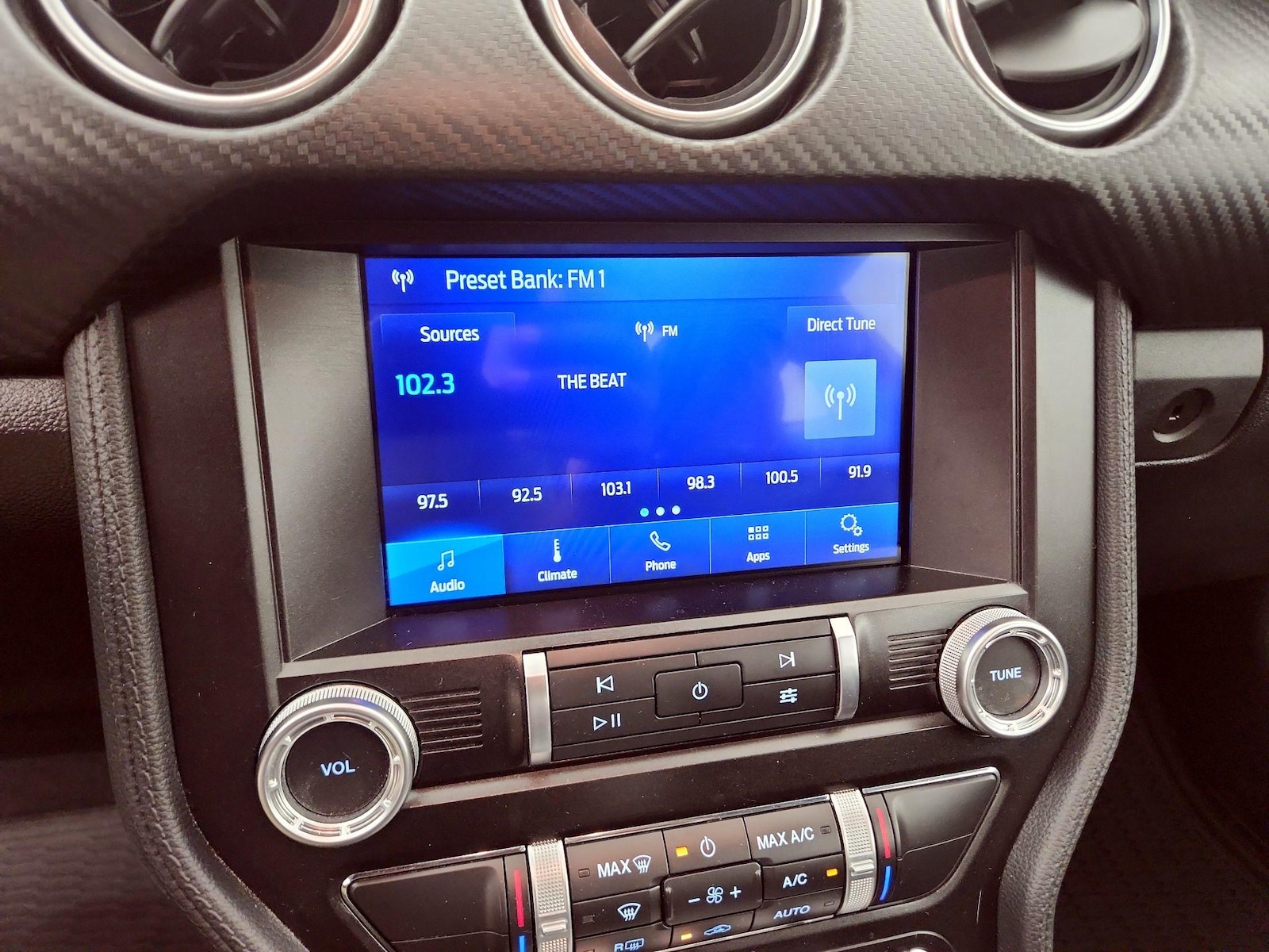 2021 Ford Mustang EcoBoost - Photo 16