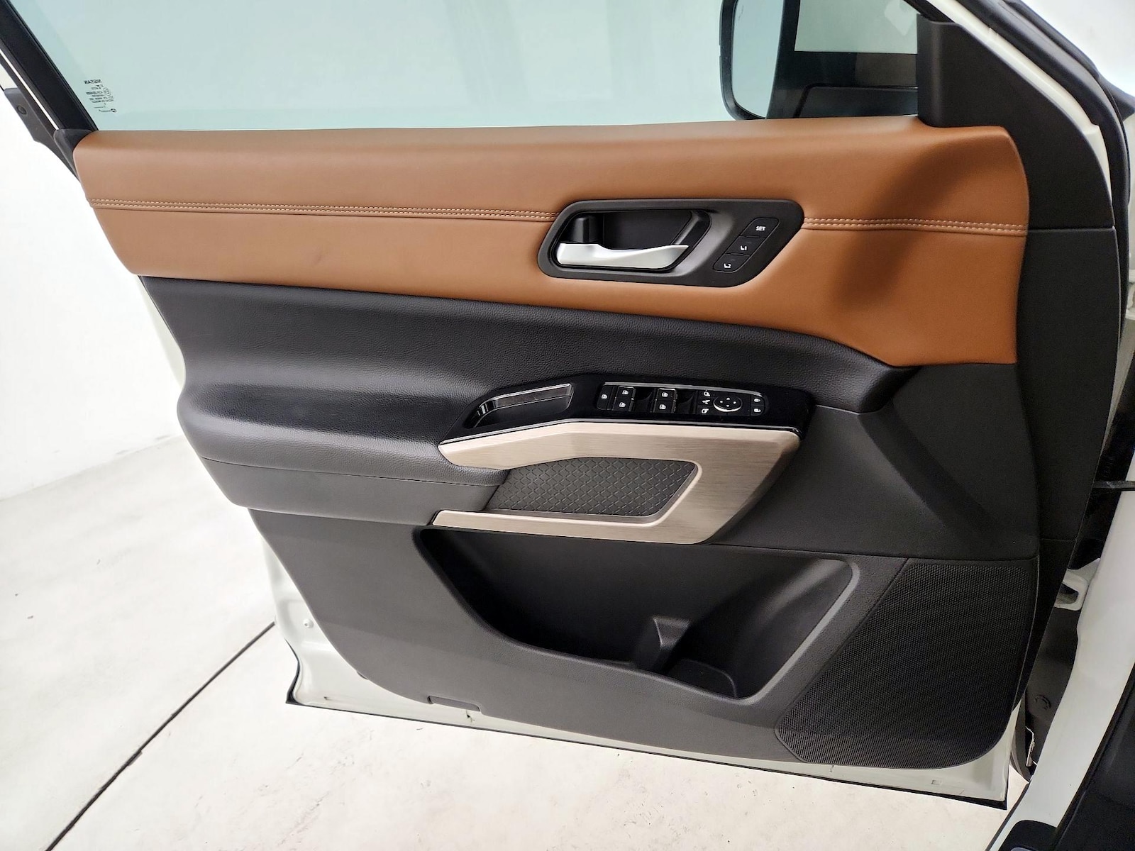 2023 Nissan Pathfinder Platinum - Photo 11