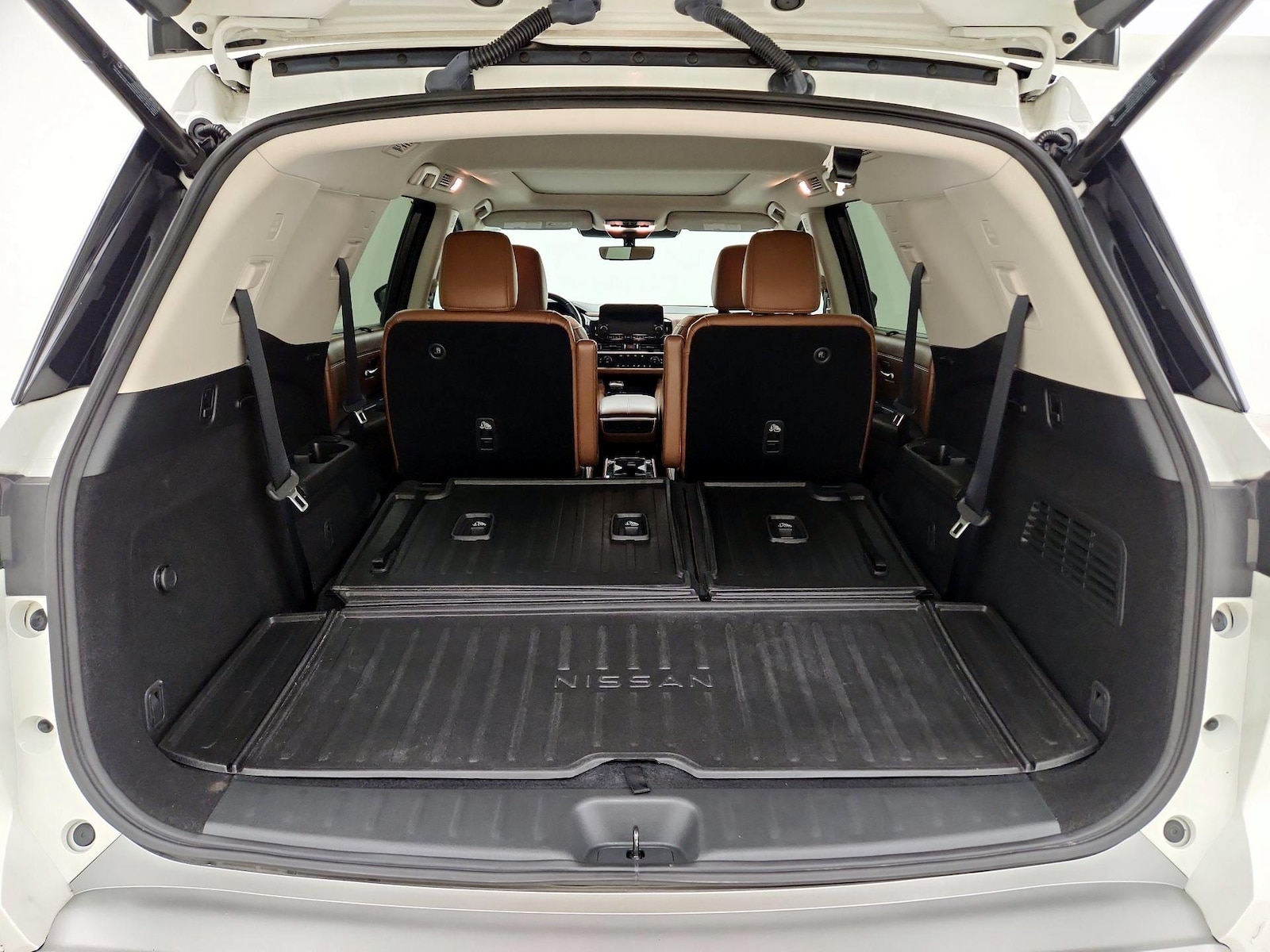 2023 Nissan Pathfinder Platinum - Photo 23