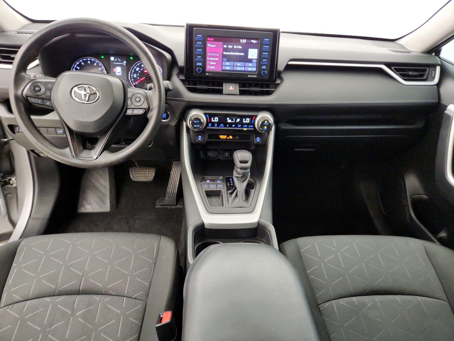 Thumbnail: 2021 Toyota RAV4 - 9