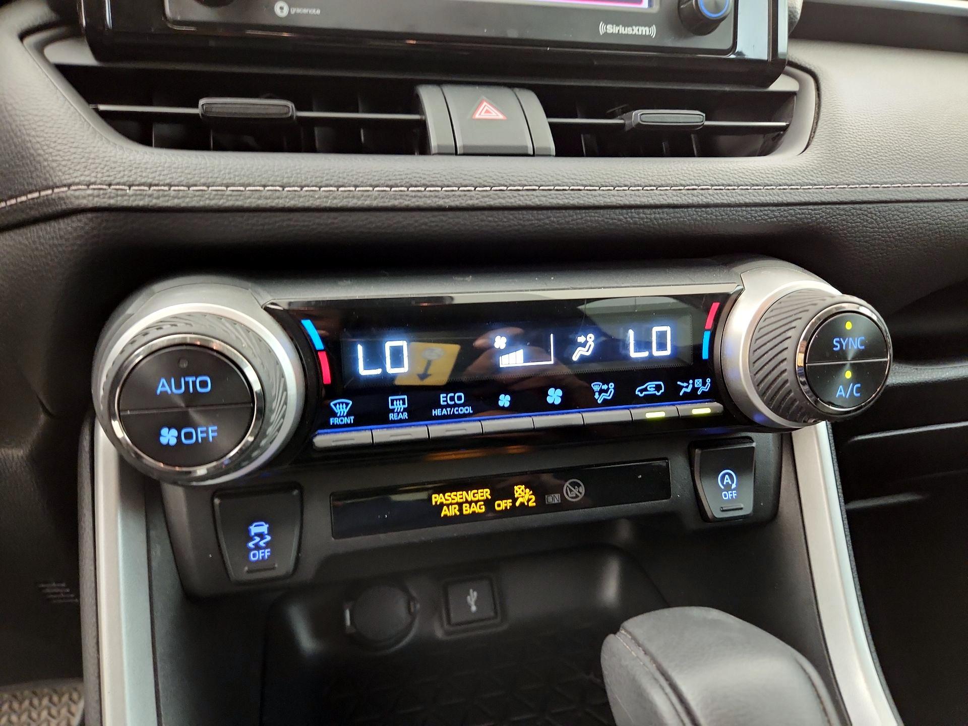 Thumbnail: 2021 Toyota RAV4 - 16