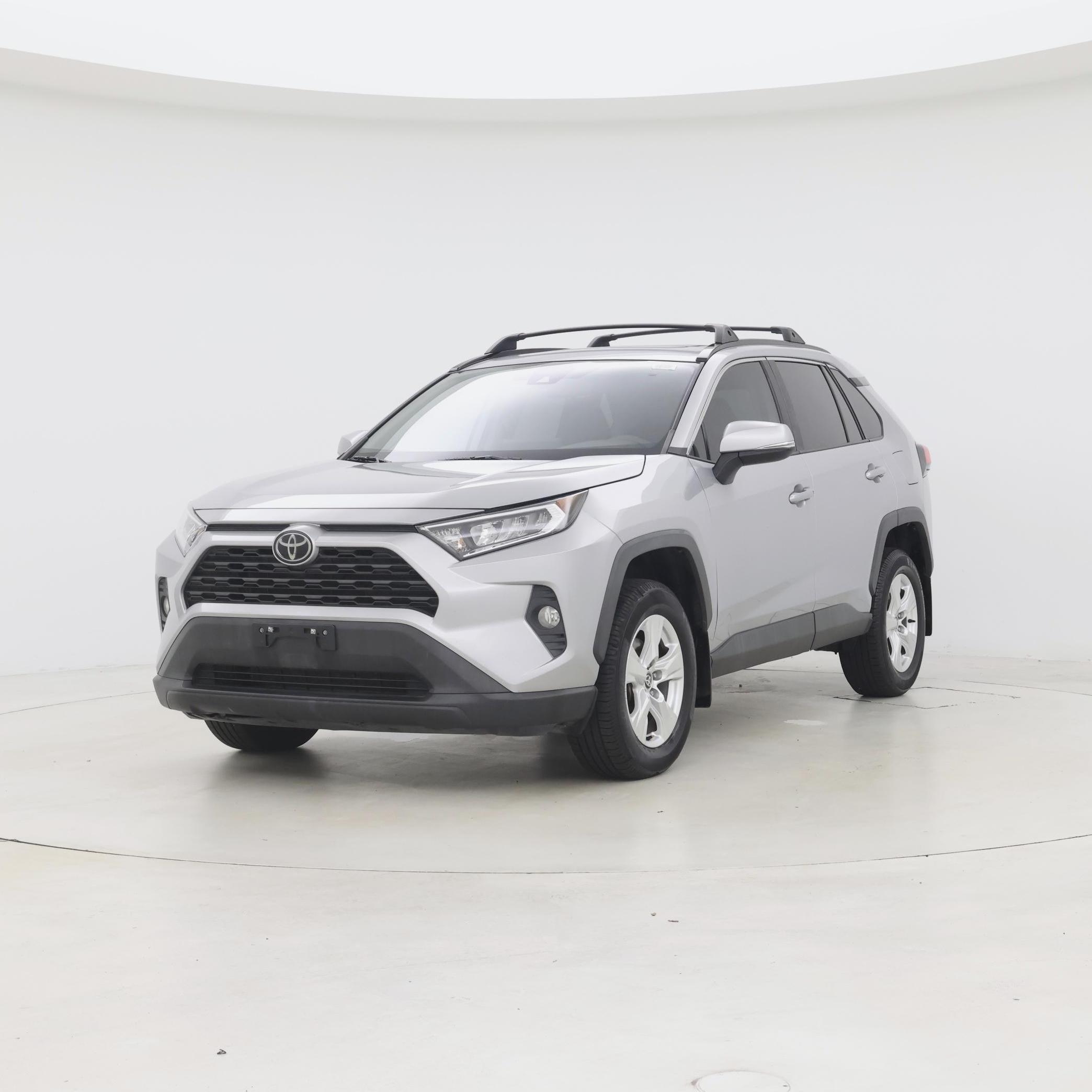 Thumbnail: 2021 Toyota RAV4 - 4