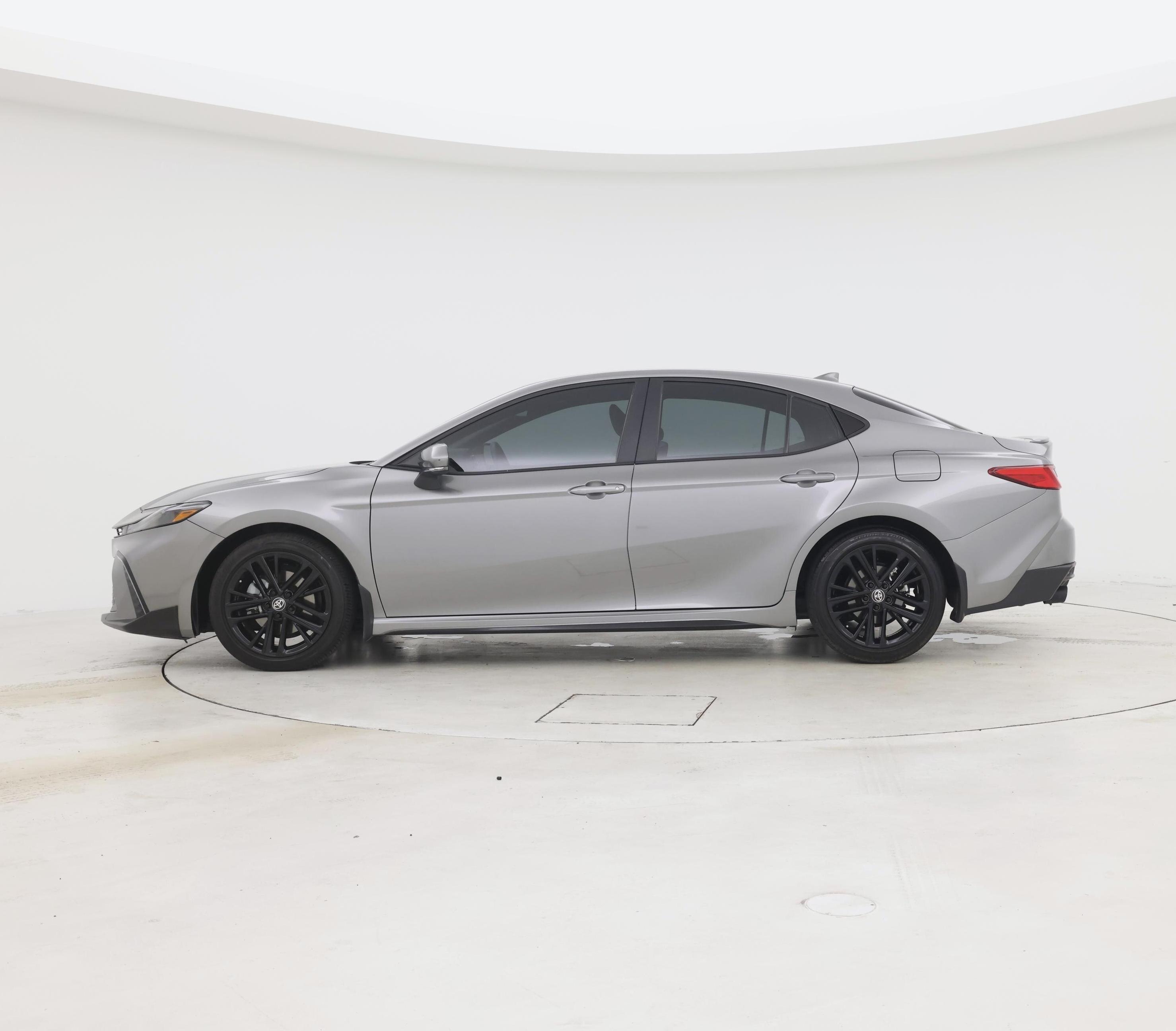 Thumbnail: 2025 Toyota Camry - 3