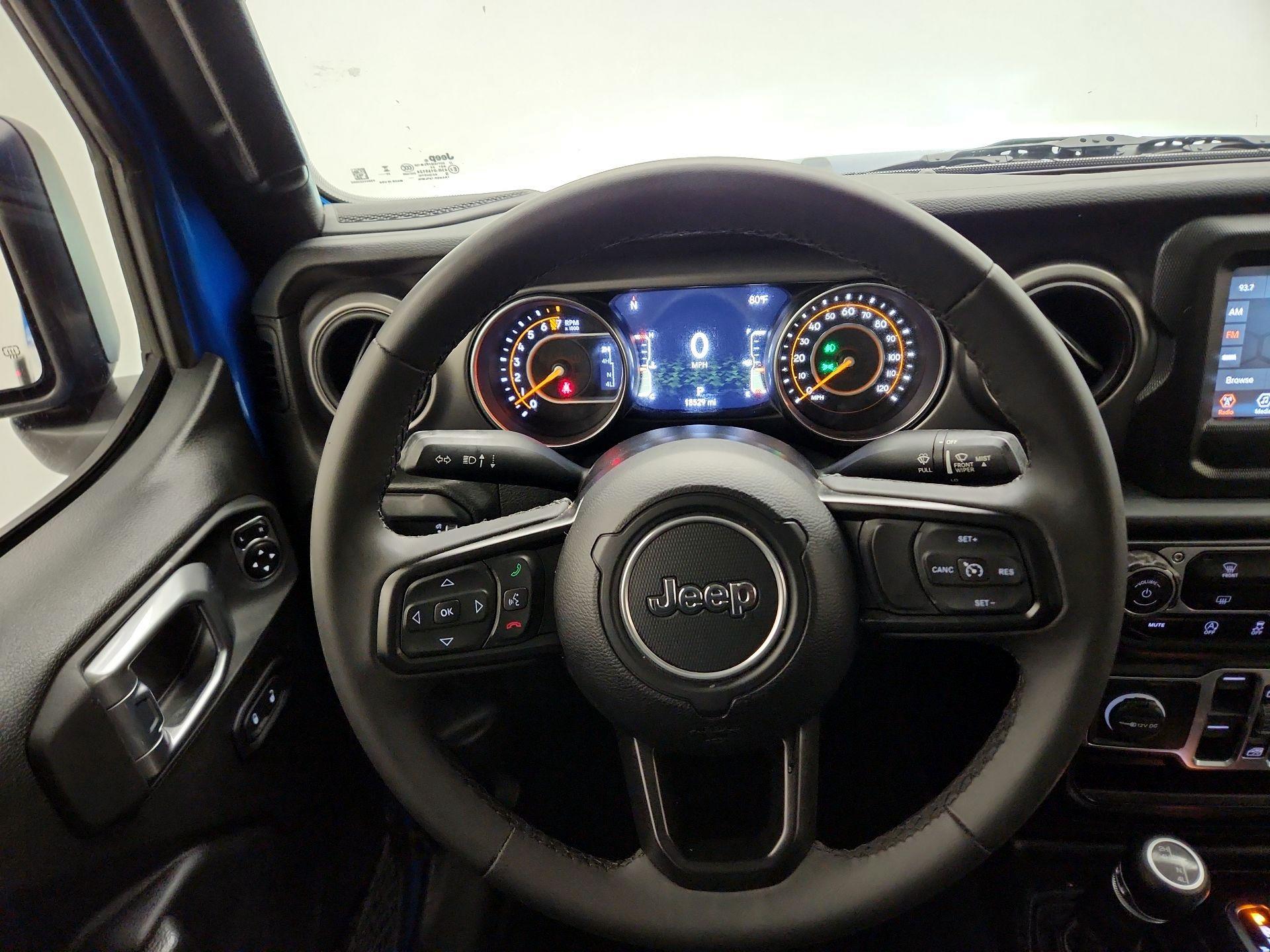 Thumbnail: 2023 Jeep Gladiator - 10