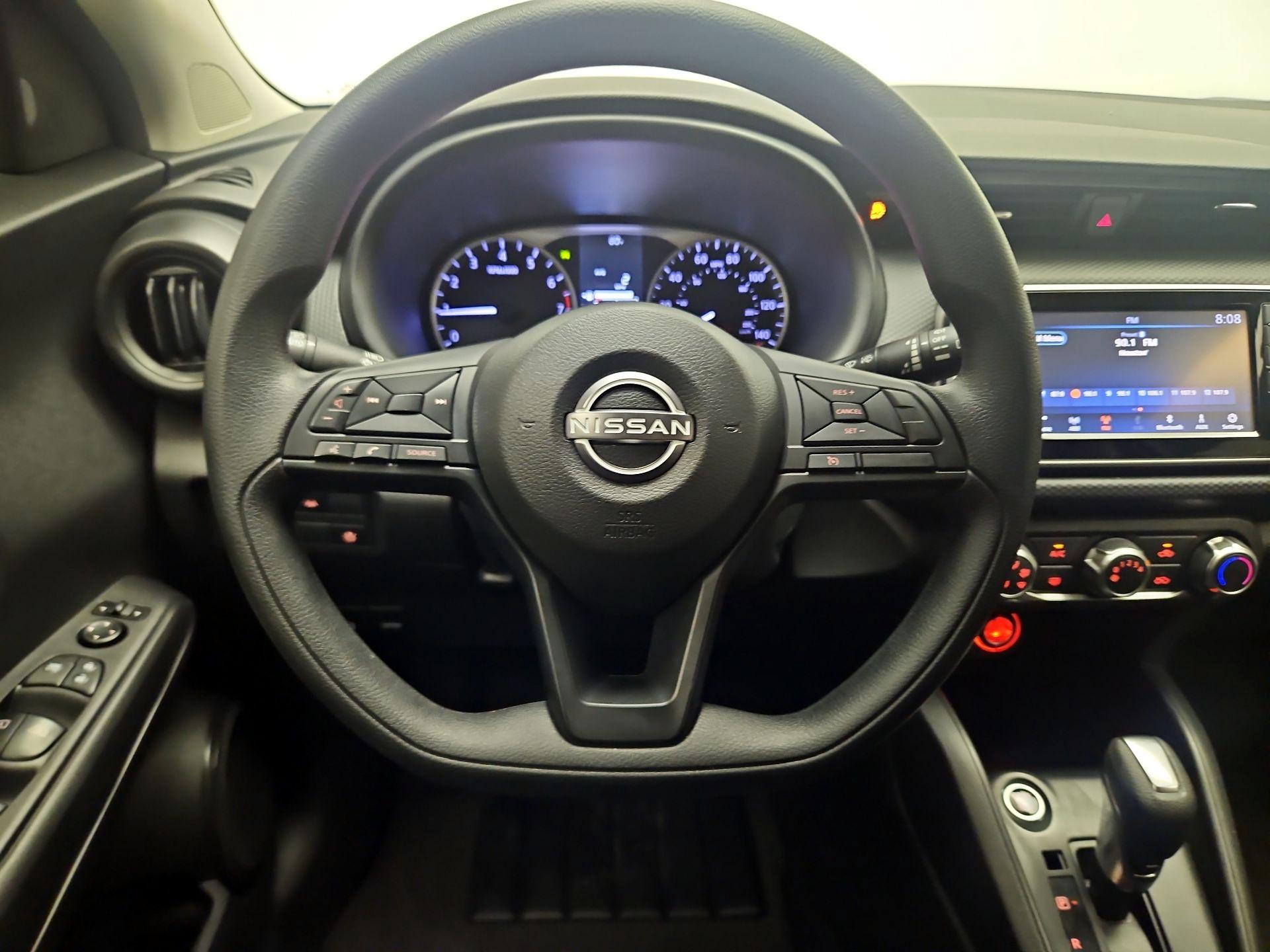 Thumbnail: 2025 Nissan Kicks - 10