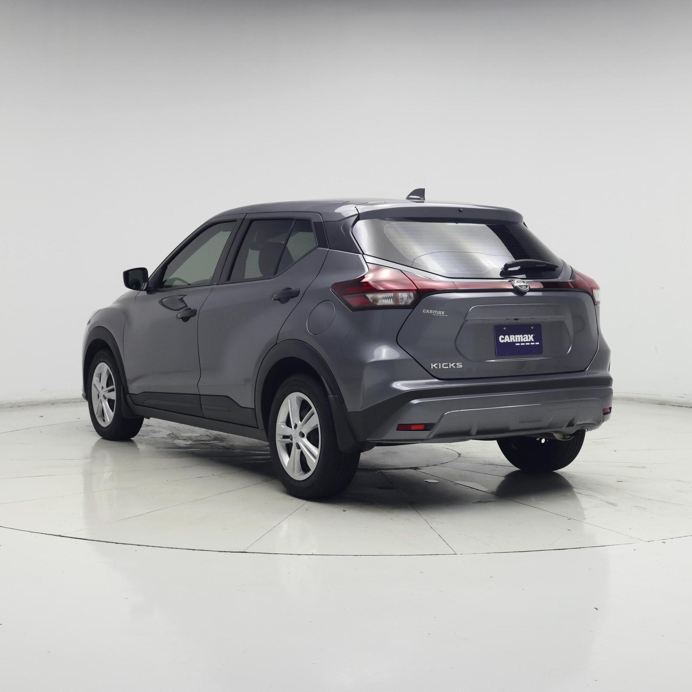 Thumbnail: 2025 Nissan Kicks - 2