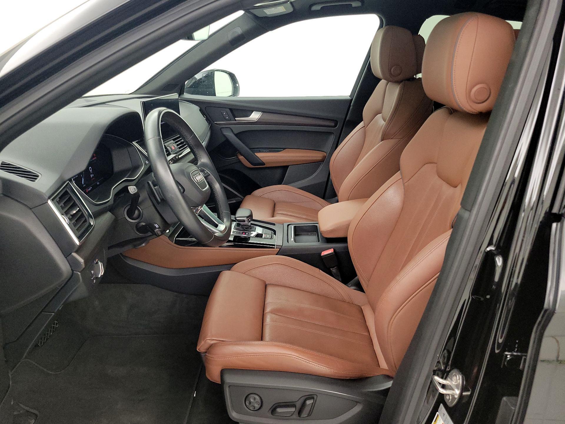 Thumbnail: 2022 Audi Q5 - 11