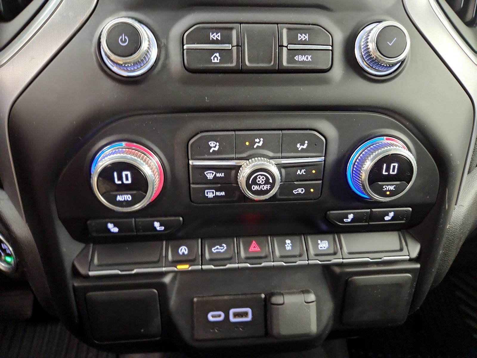 2022 GMC Sierra 1500 Limited Elevation - Photo 17