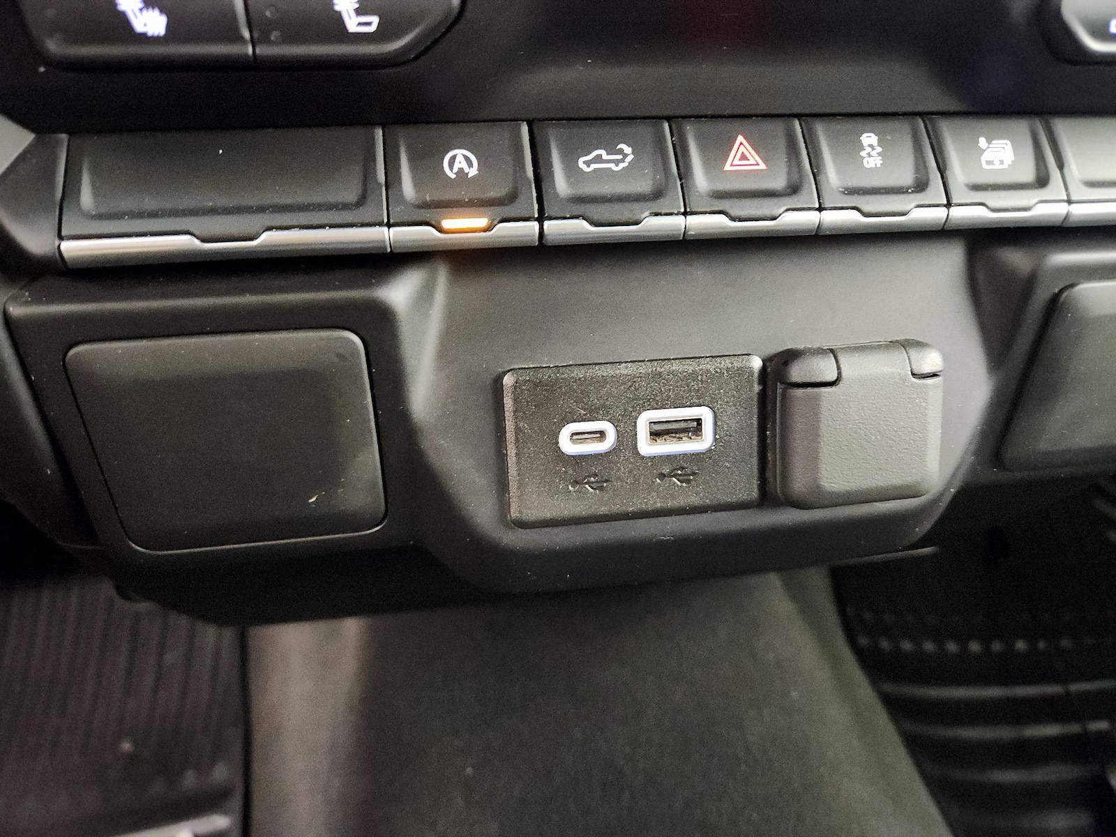 2022 GMC Sierra 1500 Limited Elevation - Photo 19