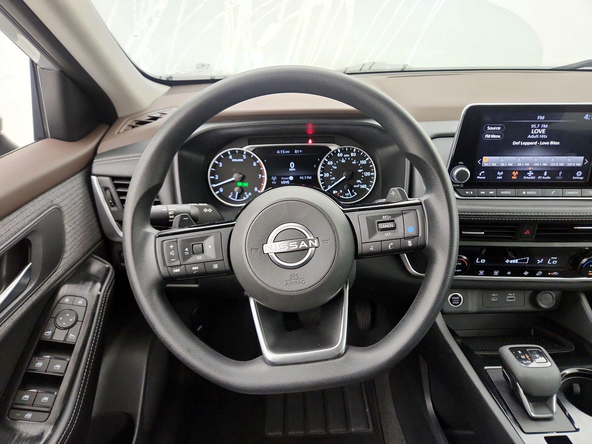 Thumbnail: 2023 Nissan Rogue - 10