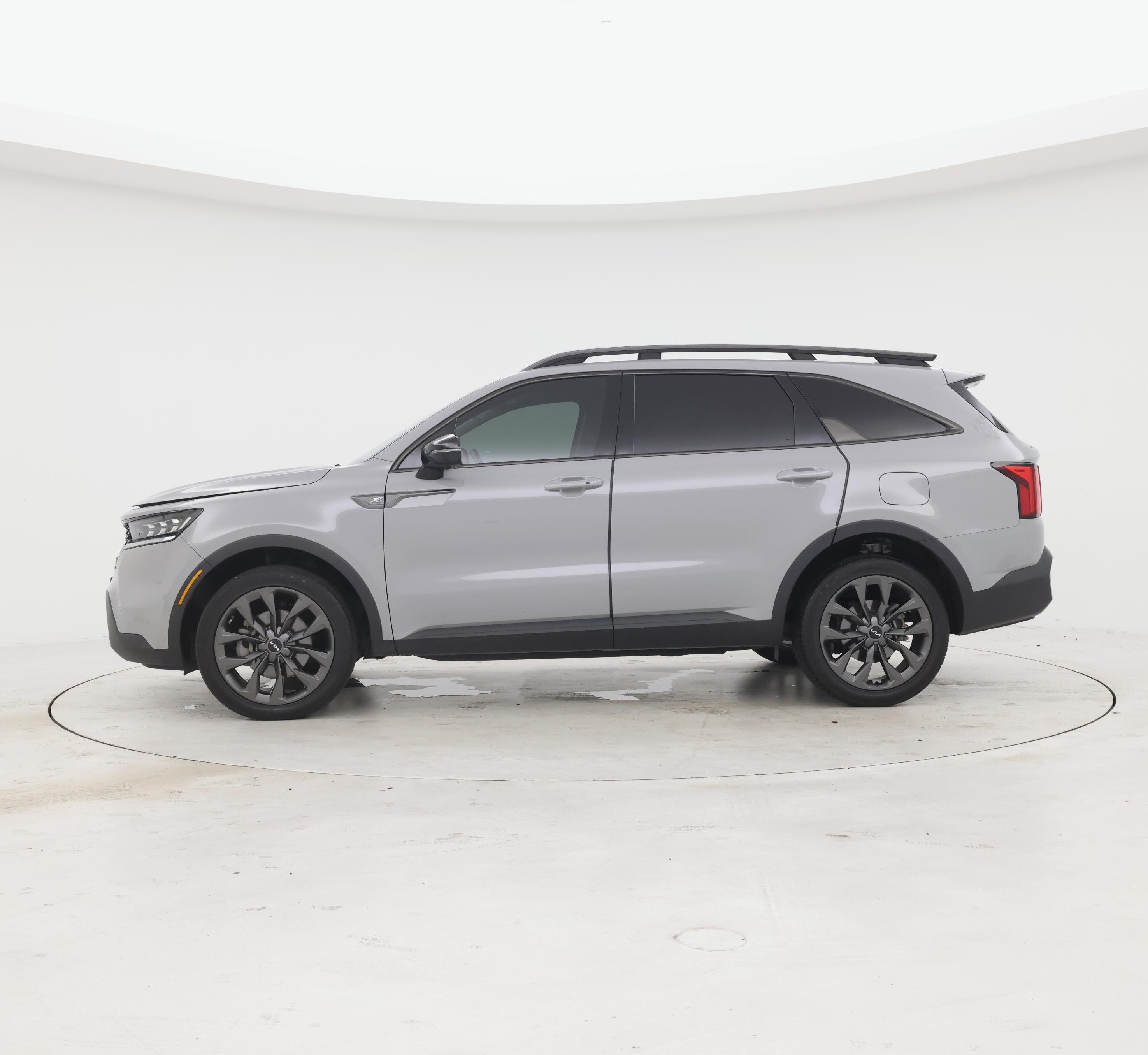 Thumbnail: 2023 Kia Sorento - 3