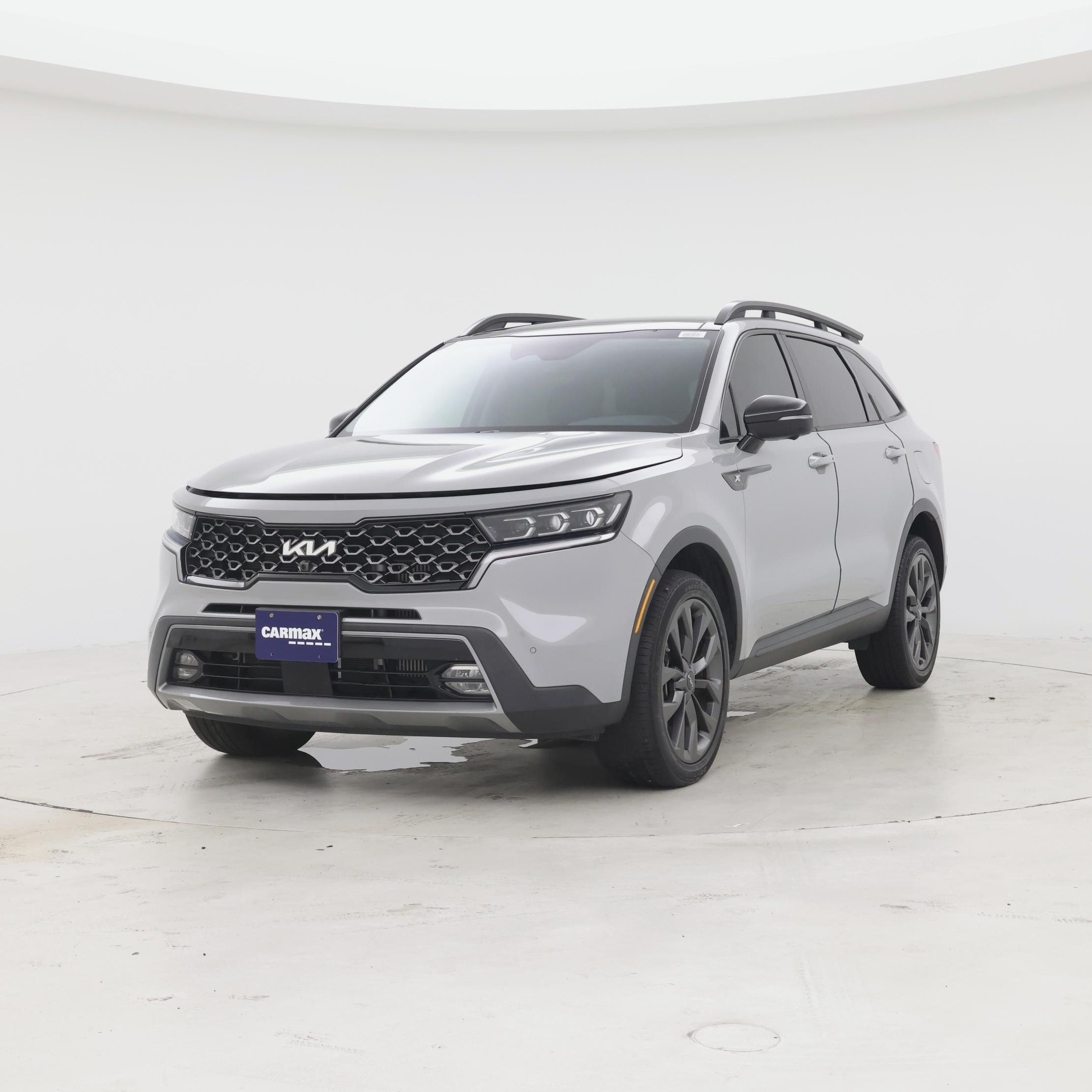 Thumbnail: 2023 Kia Sorento - 4