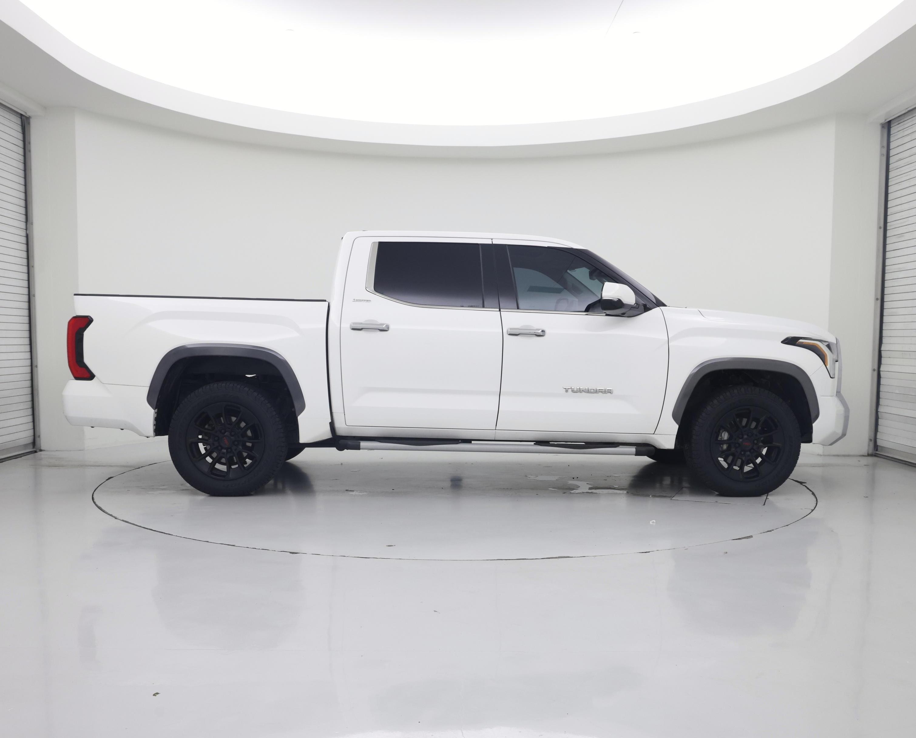 Thumbnail: 2023 Toyota Tundra - 7