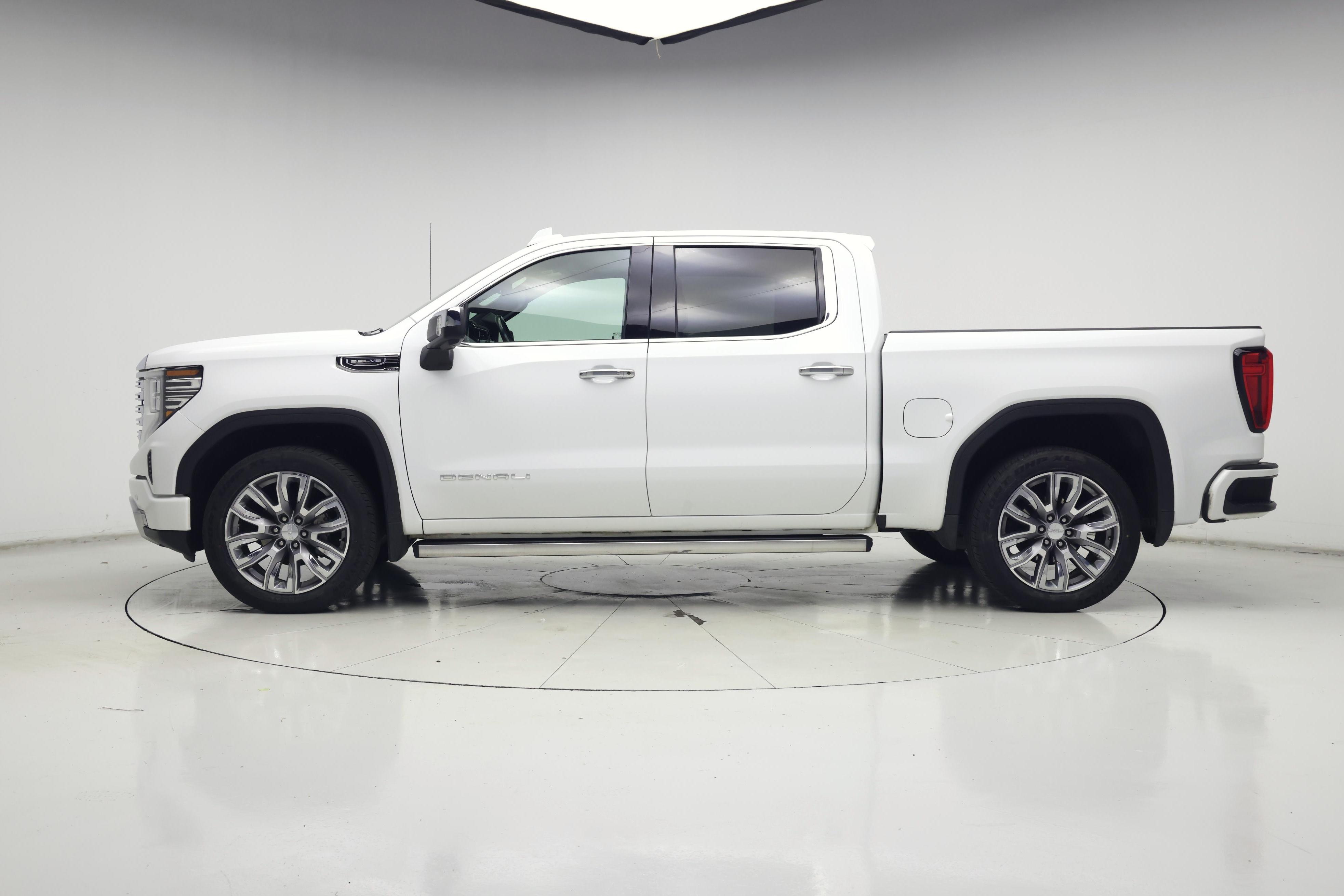 Thumbnail: 2022 GMC Sierra 1500 - 3