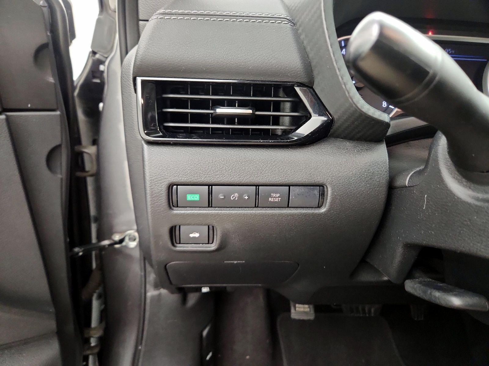 2024 Nissan Sentra SV - Photo 14