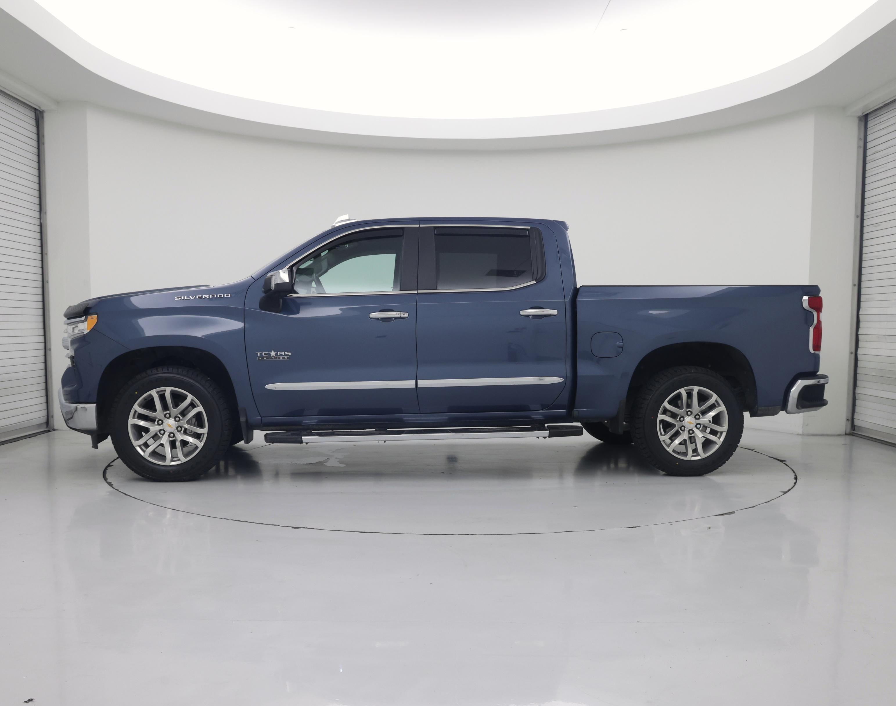 Thumbnail: 2024 Chevrolet Silverado 1500 - 3