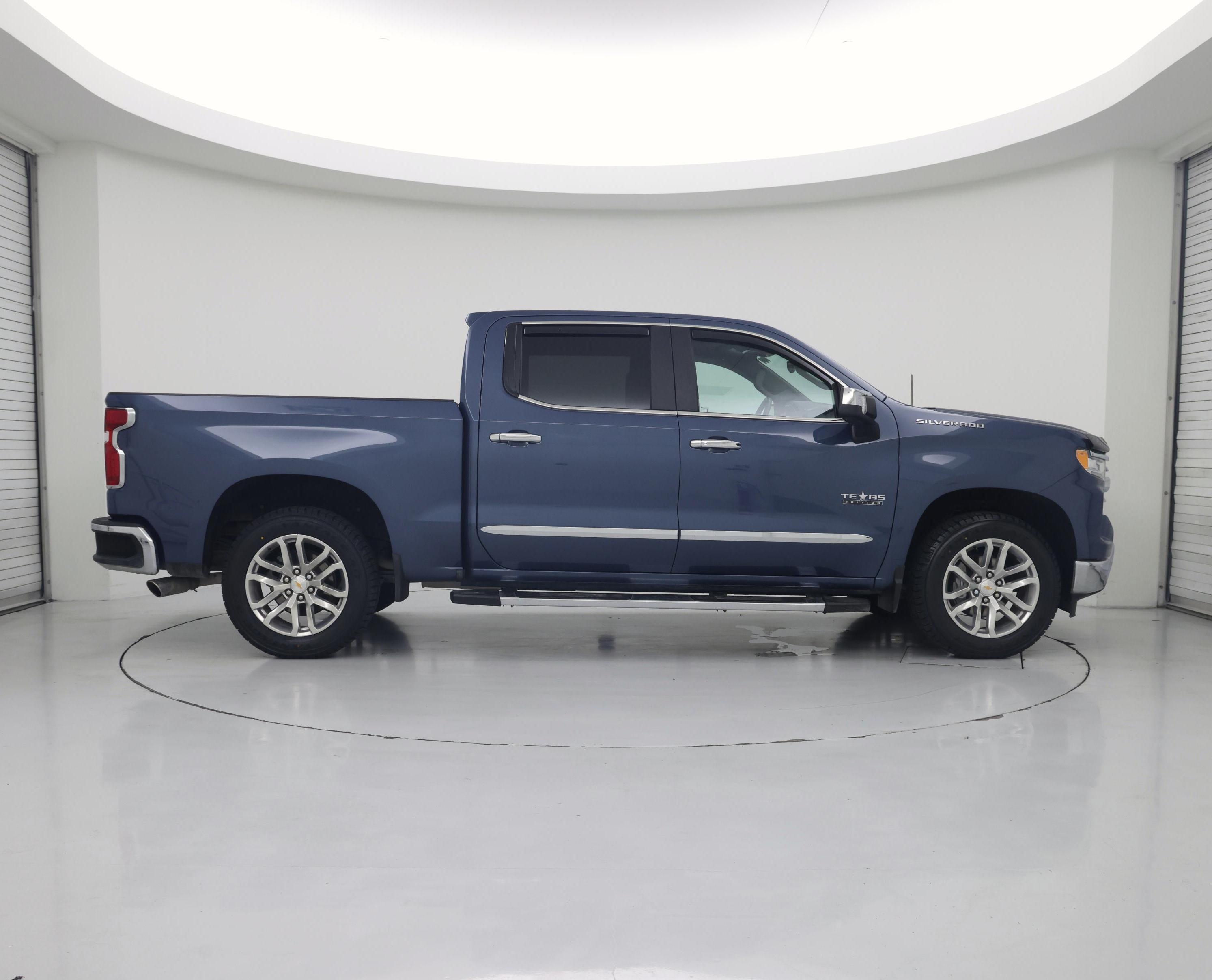Thumbnail: 2024 Chevrolet Silverado 1500 - 7