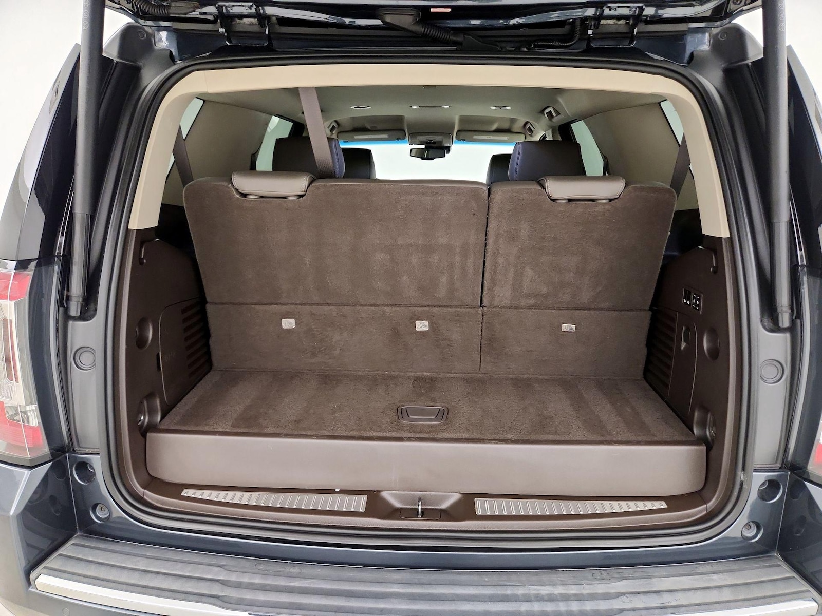 2020 GMC Yukon Denali - Photo 23