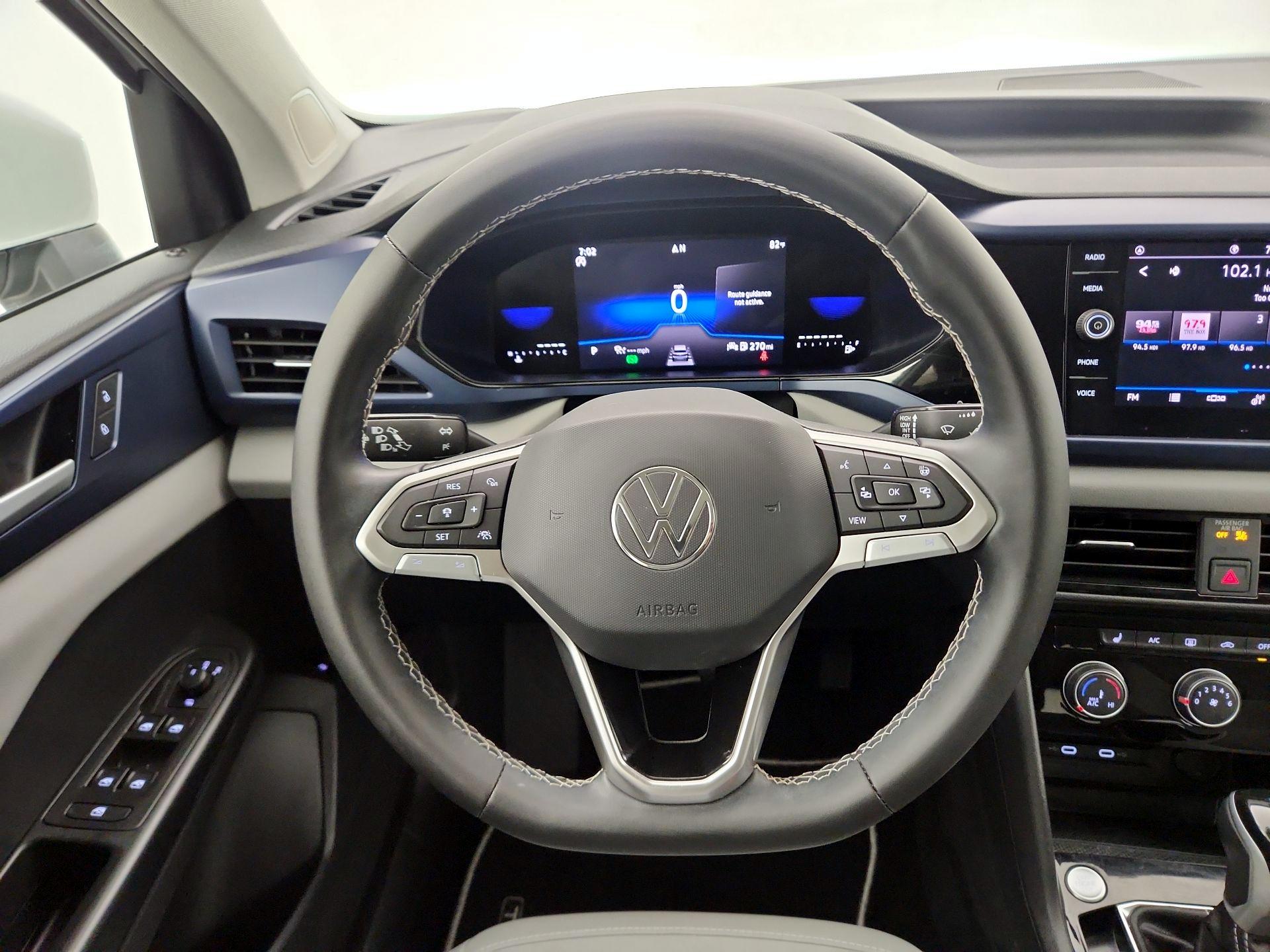 Thumbnail: 2023 Volkswagen Taos - 10