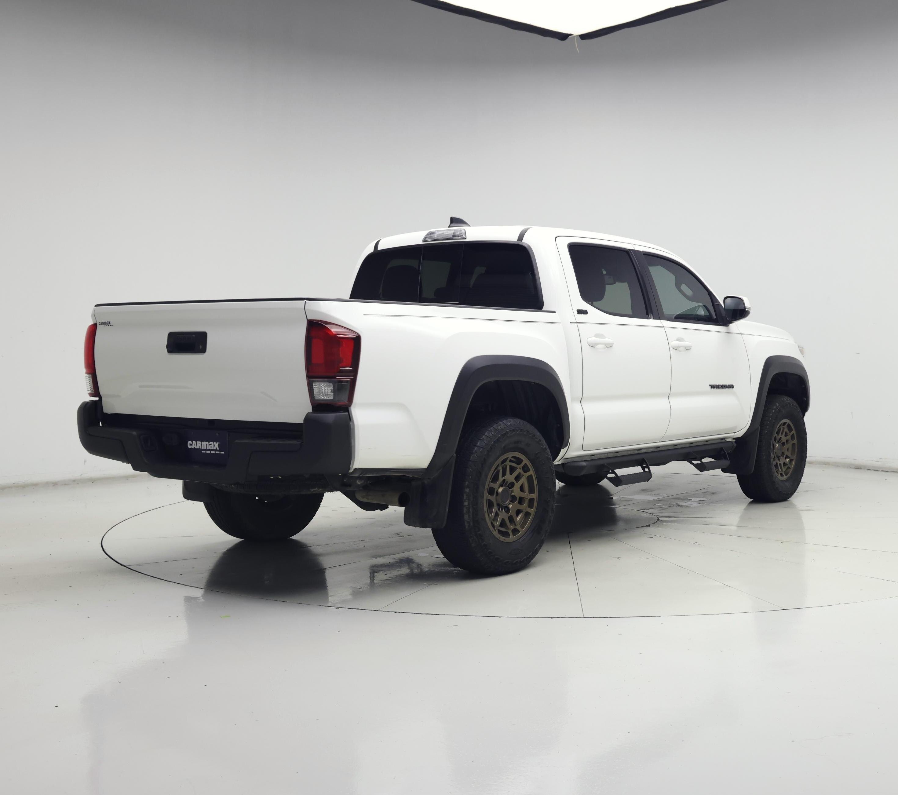 Thumbnail: 2023 Toyota Tacoma - 8
