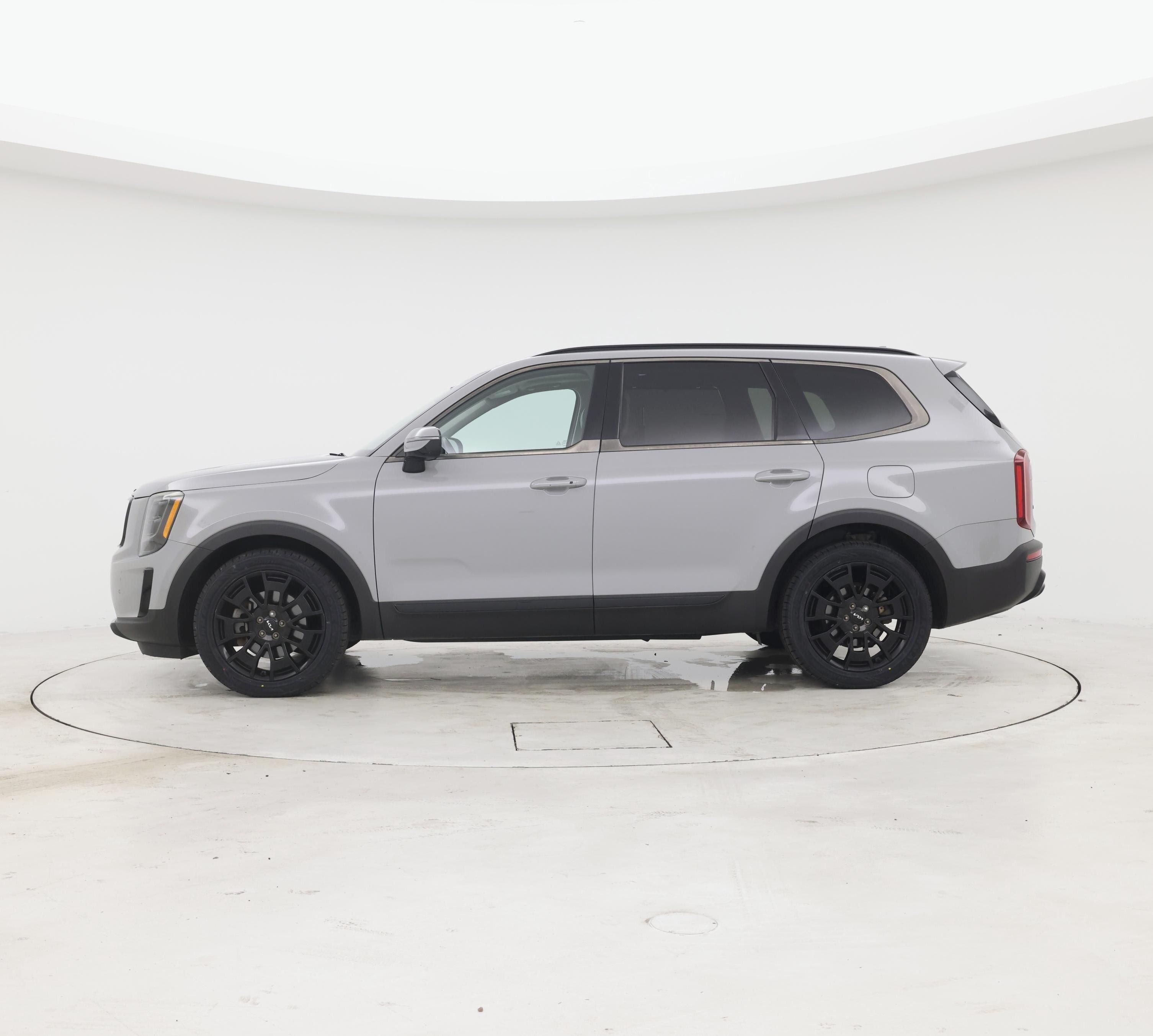 Thumbnail: 2022 Kia Telluride - 3