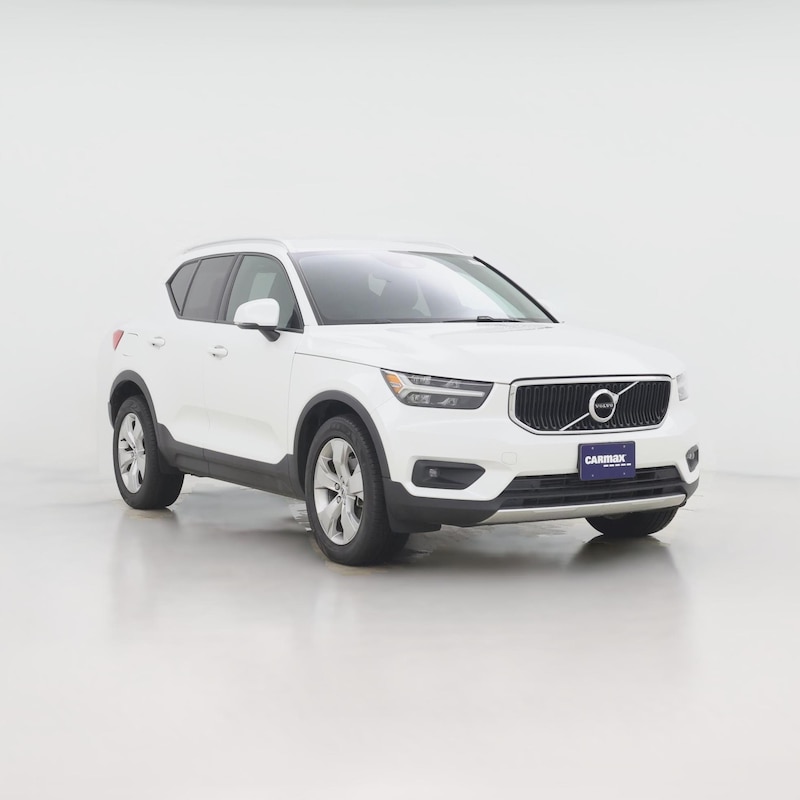 2021 Volvo XC40 T5 Momentum