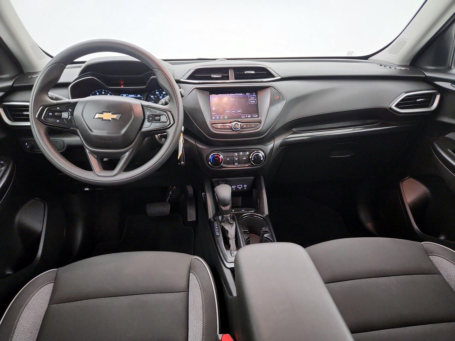 Thumbnail: 2023 Chevrolet TrailBlazer - 9