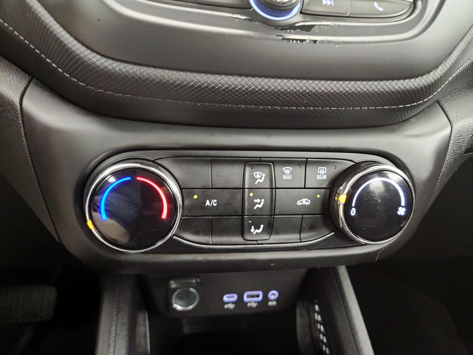 Thumbnail: 2023 Chevrolet TrailBlazer - 16