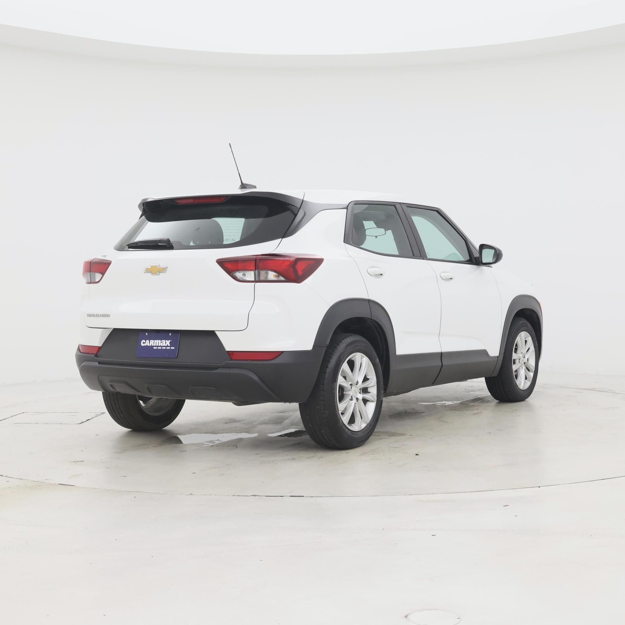 Thumbnail: 2023 Chevrolet TrailBlazer - 8