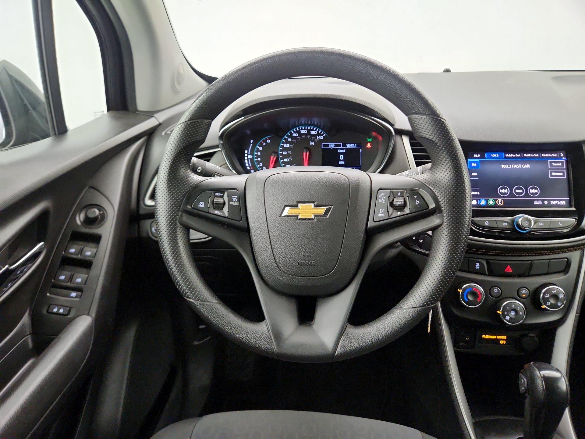 Thumbnail: 2020 Chevrolet Trax - 10