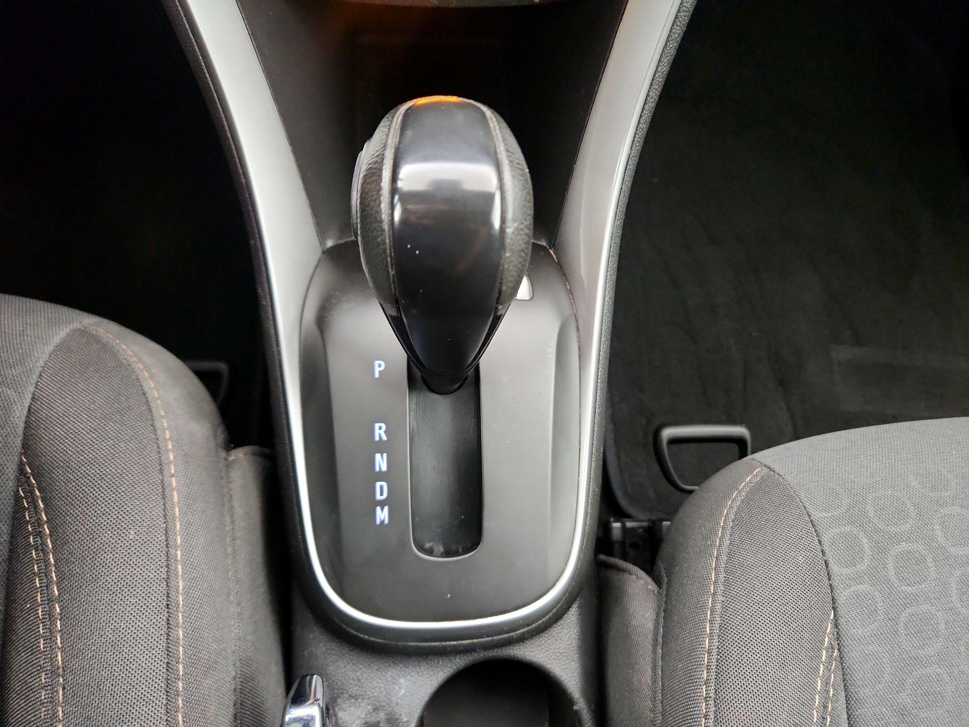 Thumbnail: 2020 Chevrolet Trax - 17