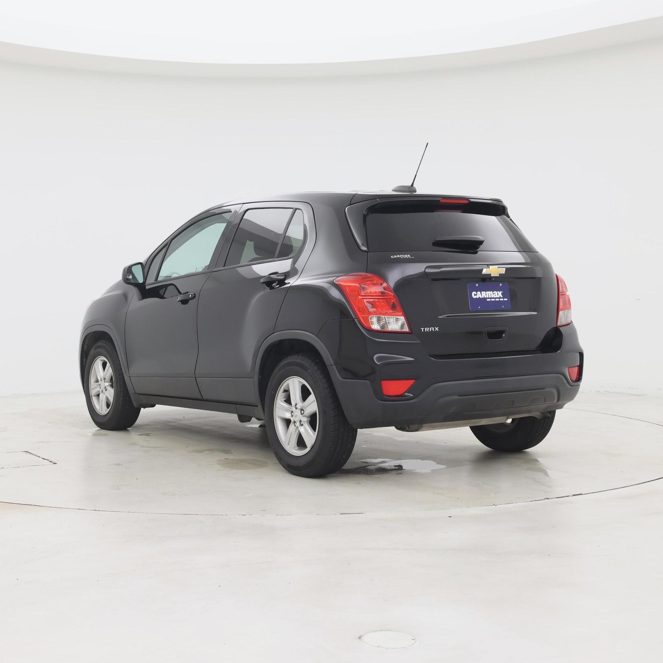 Thumbnail: 2020 Chevrolet Trax - 2