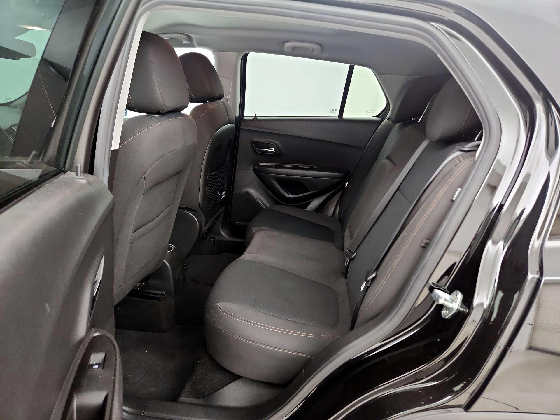 Thumbnail: 2020 Chevrolet Trax - 19