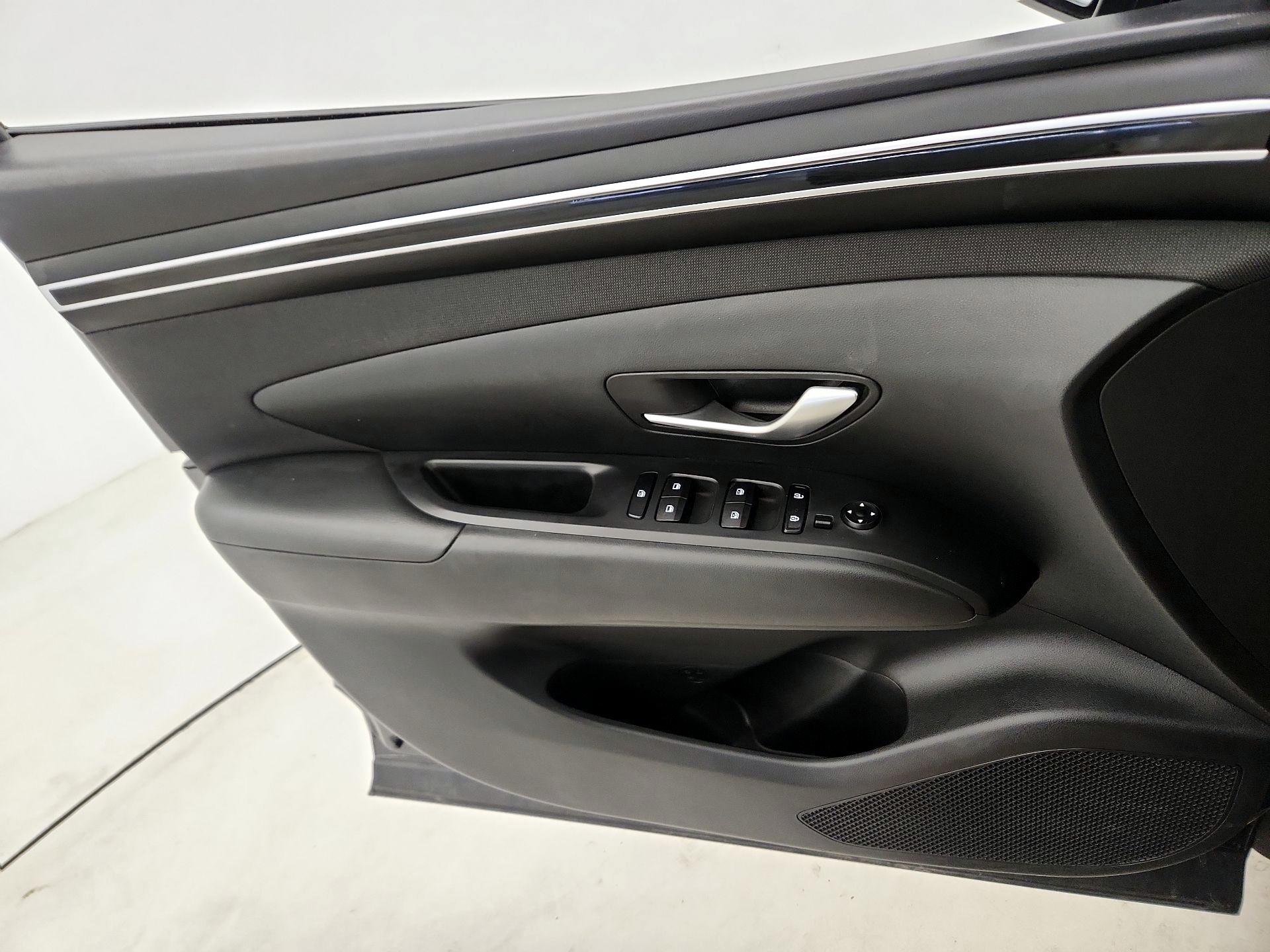 Thumbnail: 2023 Hyundai Tucson - 12