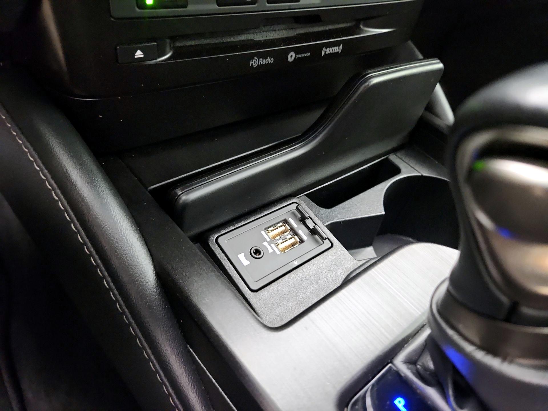 Thumbnail: 2020 Lexus ES - 18