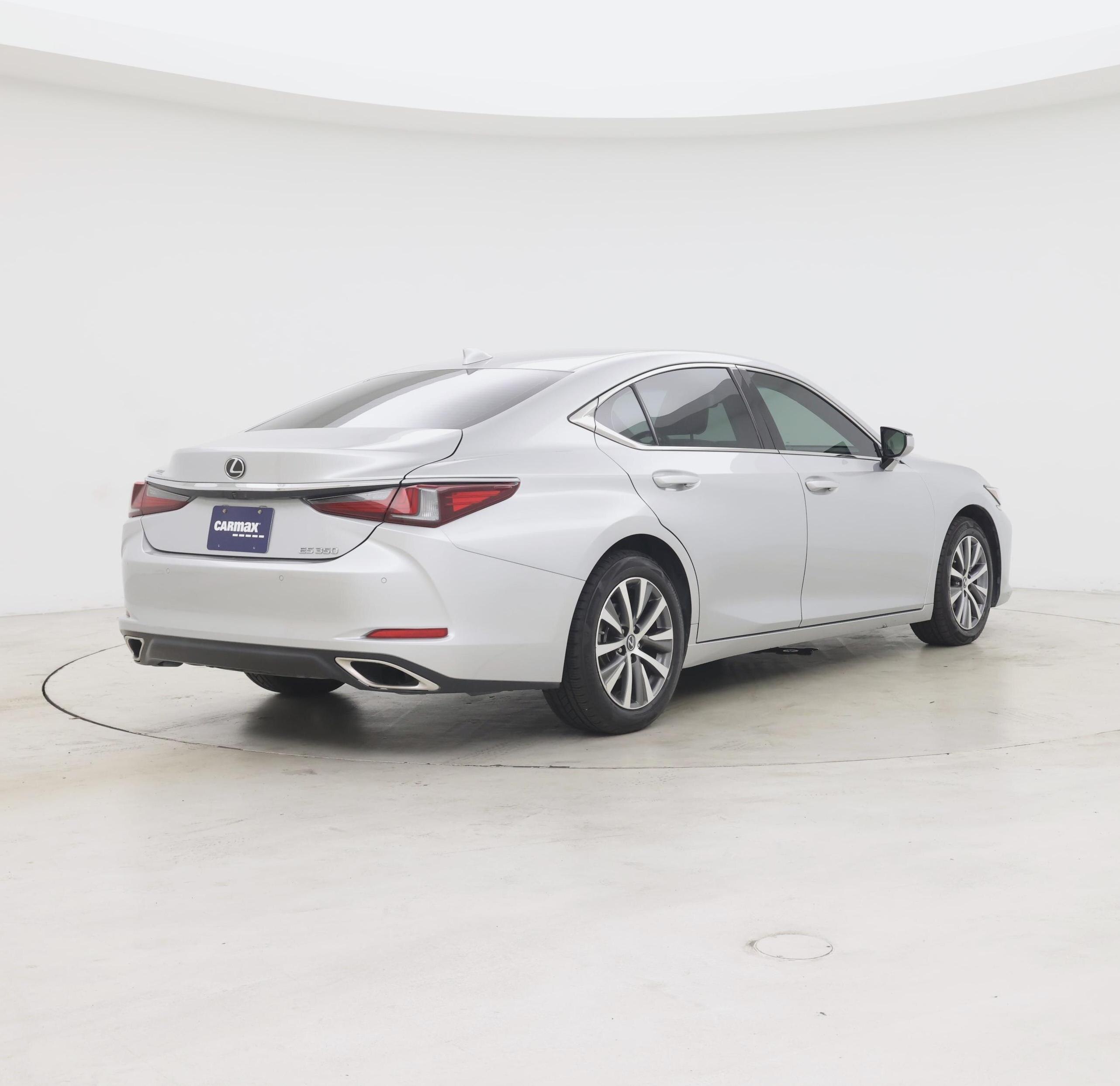 Thumbnail: 2020 Lexus ES - 8
