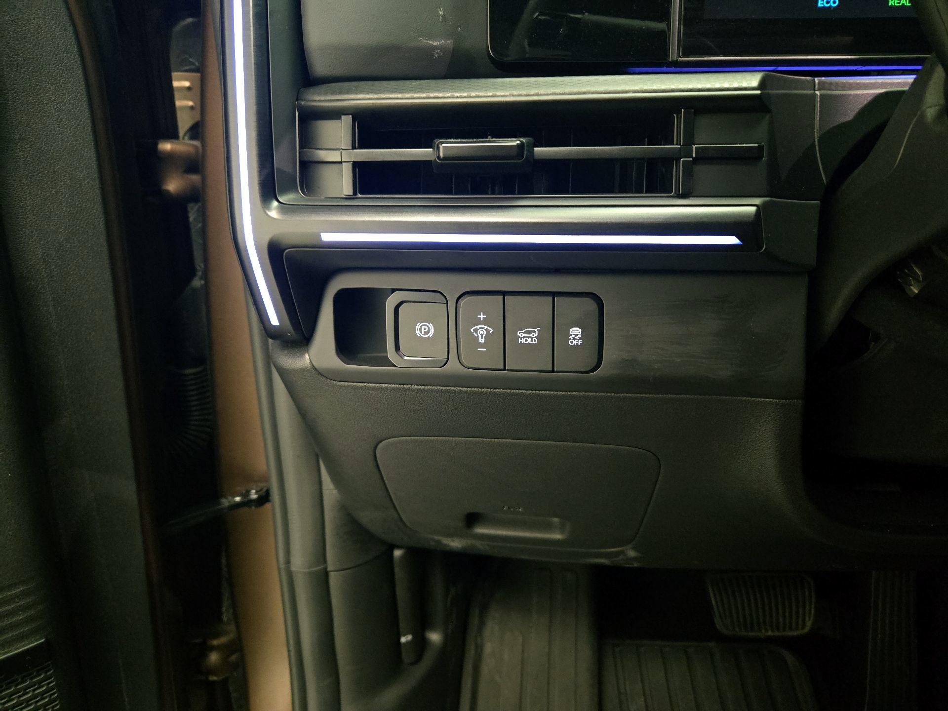 Thumbnail: 2024 Hyundai Santa Fe - 13