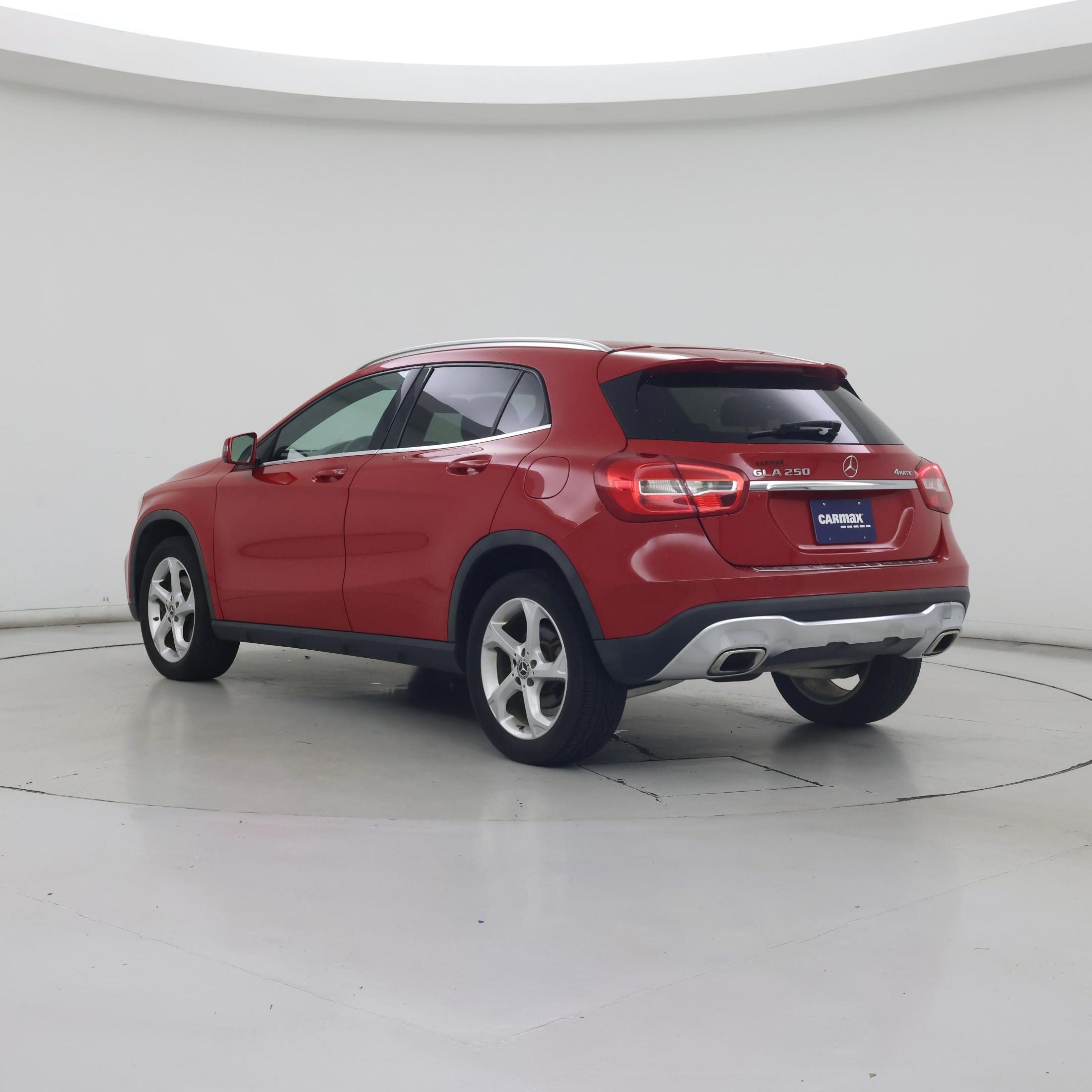 Thumbnail: 2019 Mercedes-Benz GLA - 2