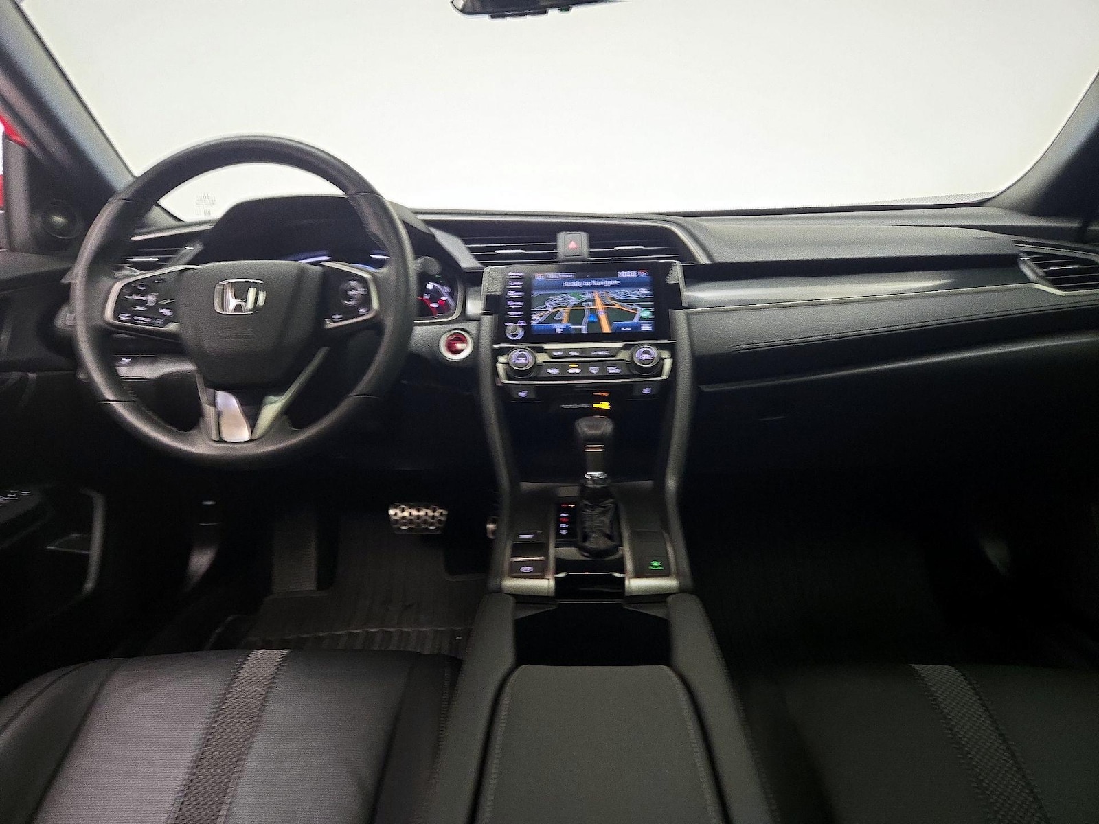 2020 Honda Civic Hatchback Sport Touring - Photo 10