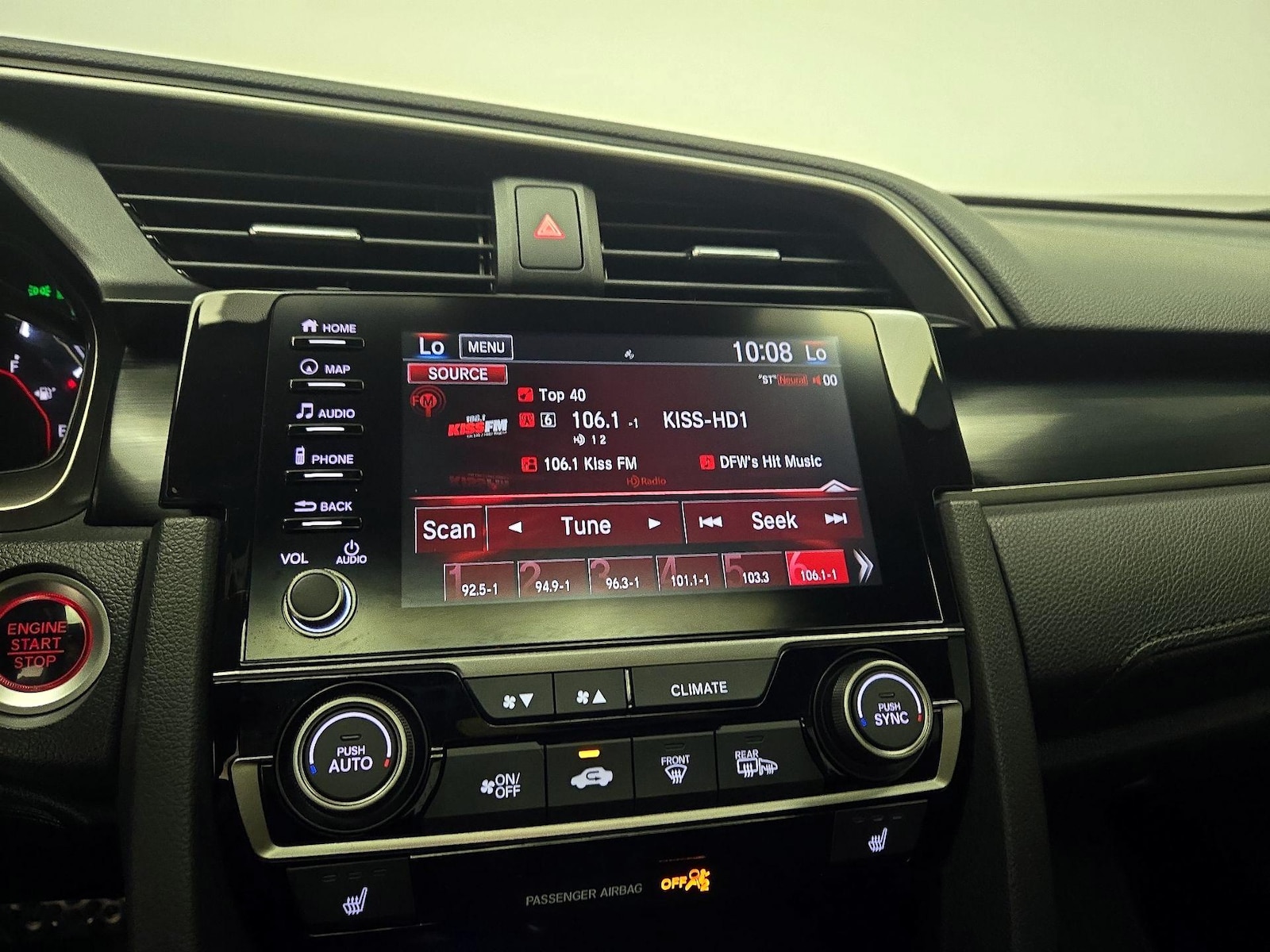 2020 Honda Civic Hatchback Sport Touring - Photo 17