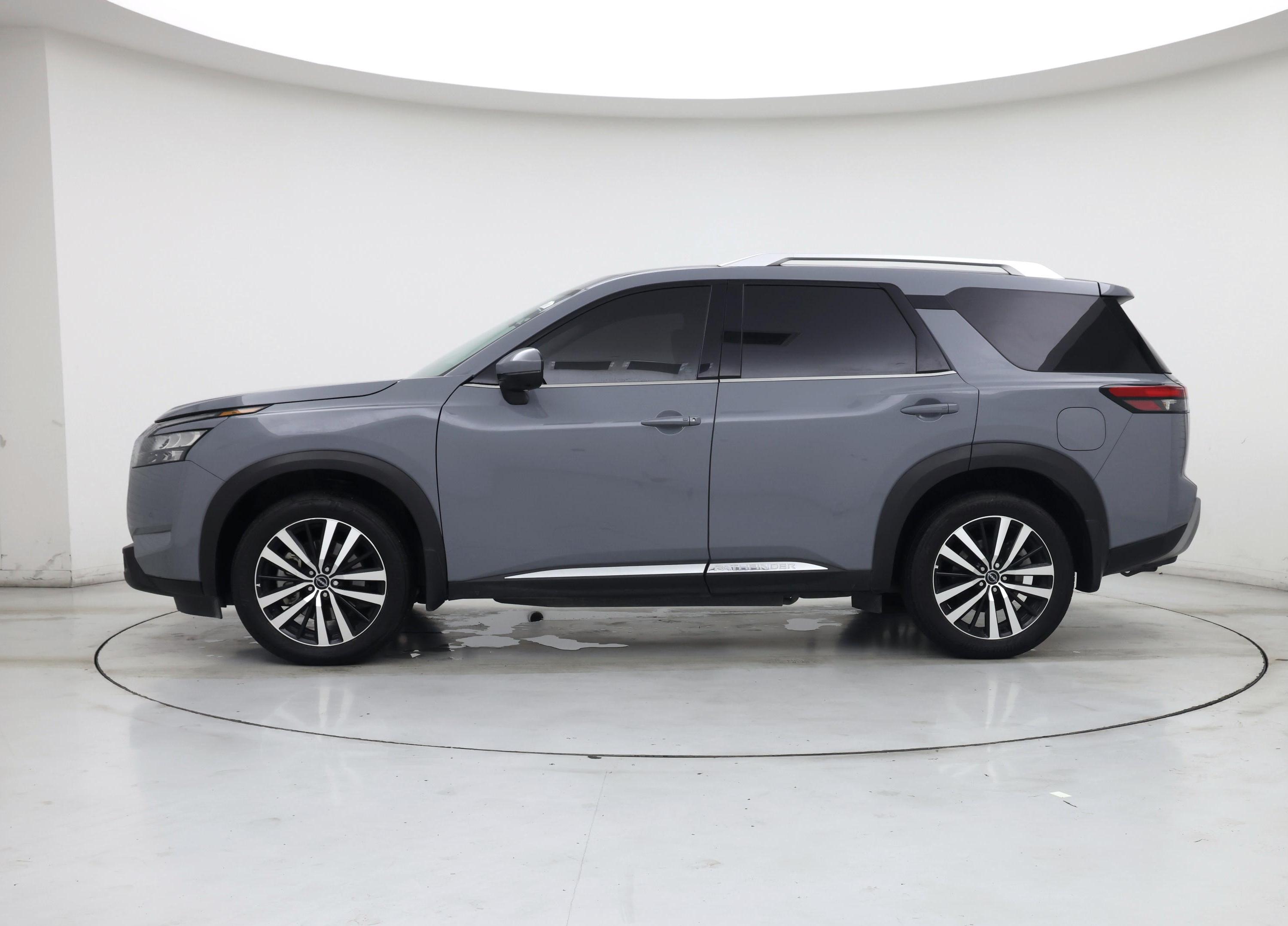 Thumbnail: 2025 Nissan Pathfinder - 3