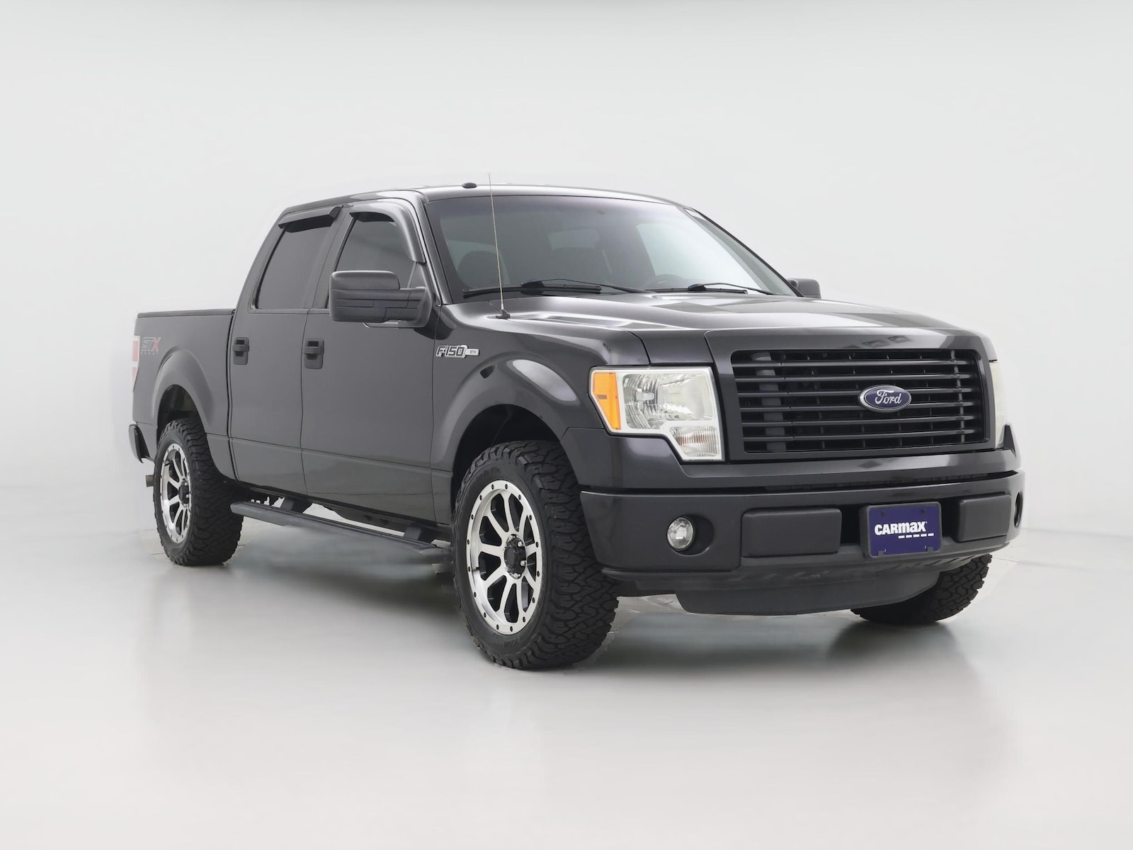 Bed Liner & Tow Hitch