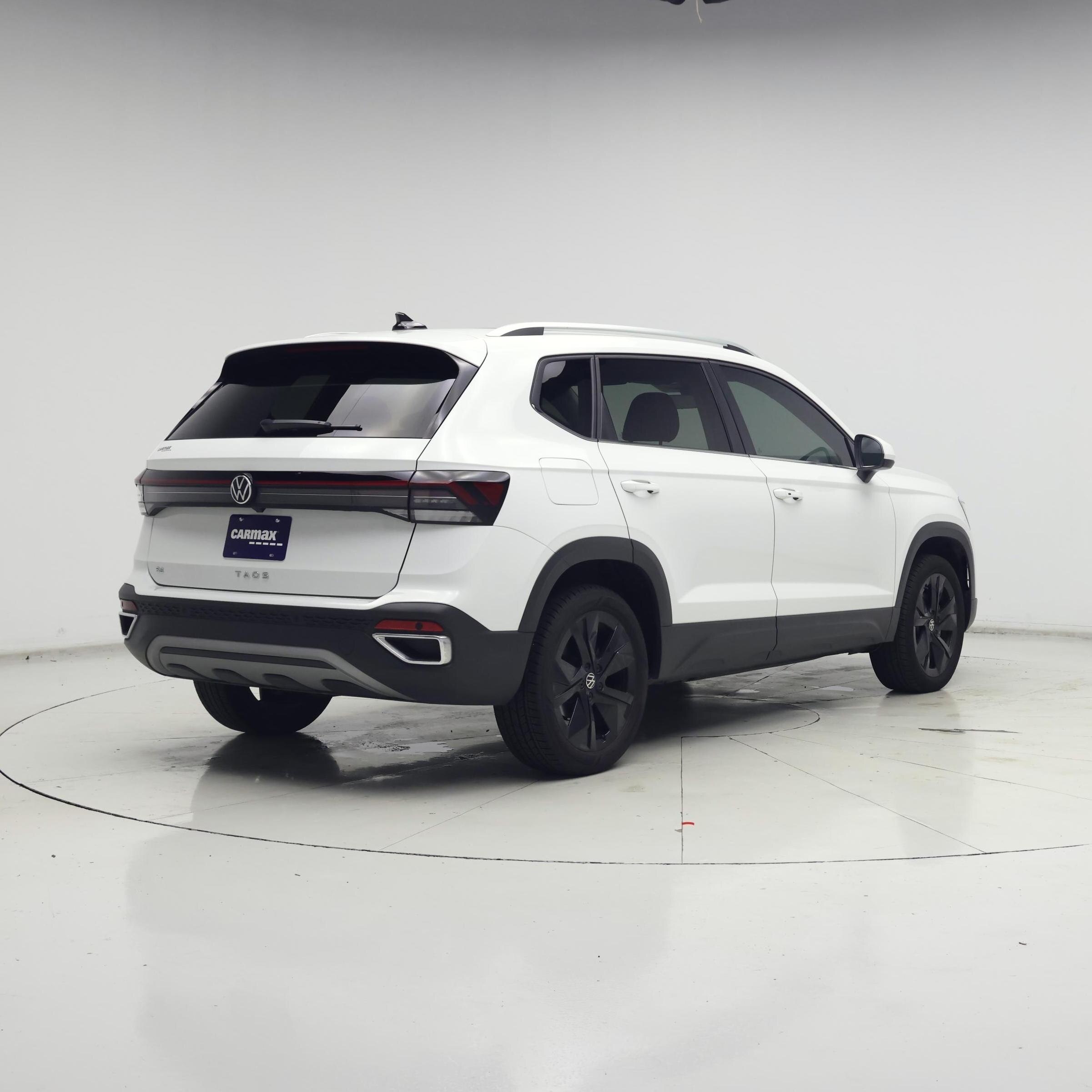 Thumbnail: 2025 Volkswagen Taos - 8