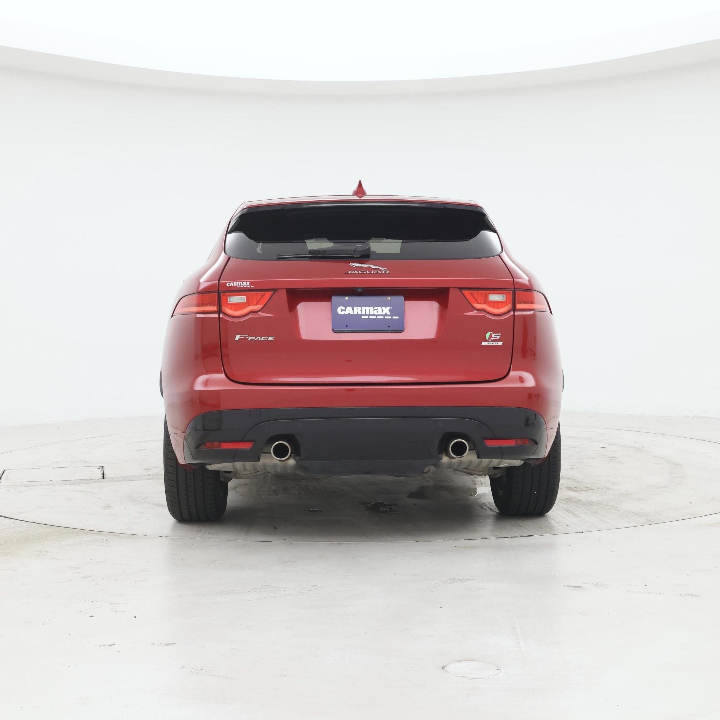 Thumbnail: 2017 Jaguar F-Pace - 6
